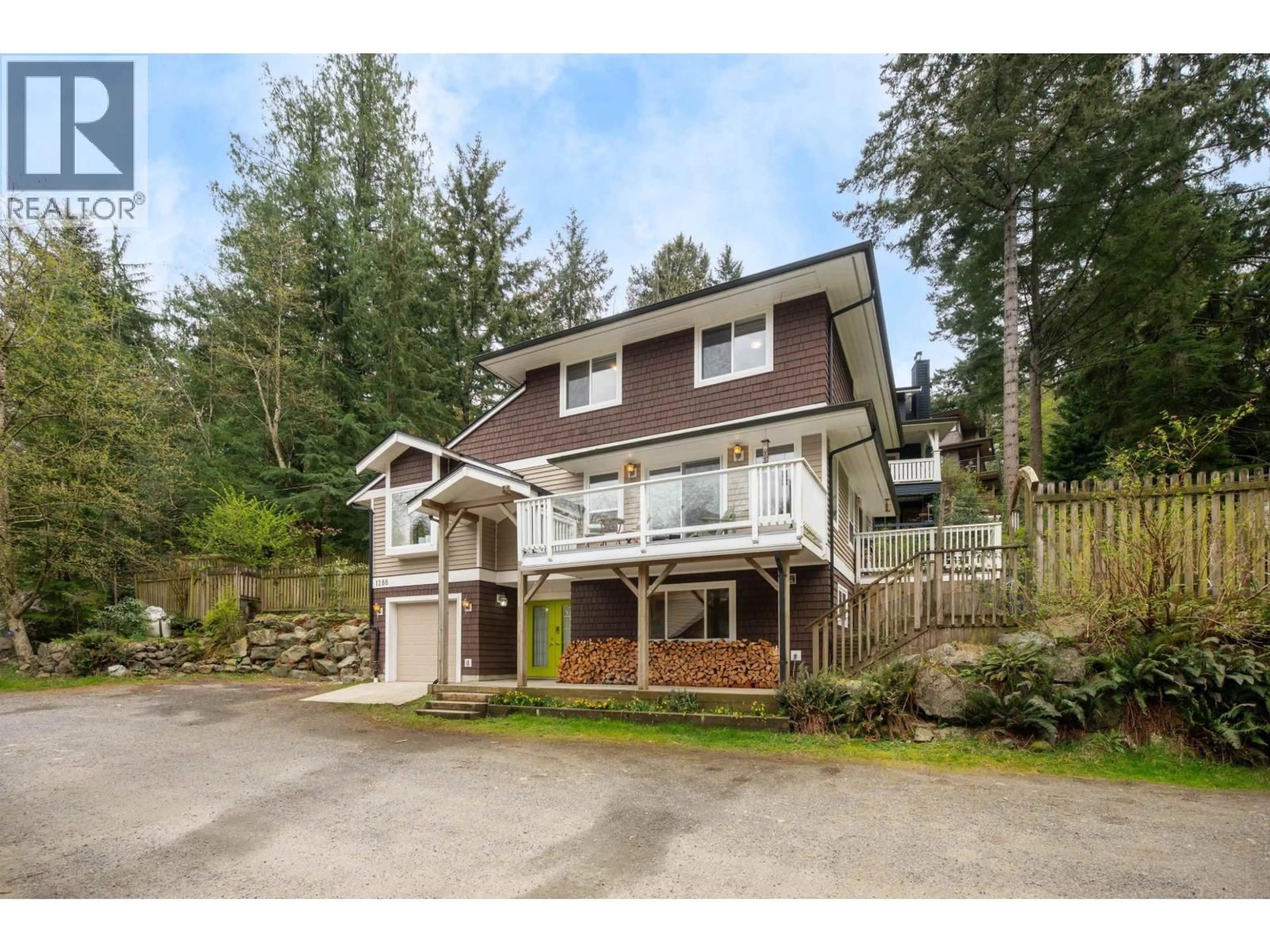 A pic from outside/outdoor area/front of a property/back of a property/a pic from drone, unknown for 1288 EAGLE CLIFF ROAD, Bowen Island British Columbia V0N1G1