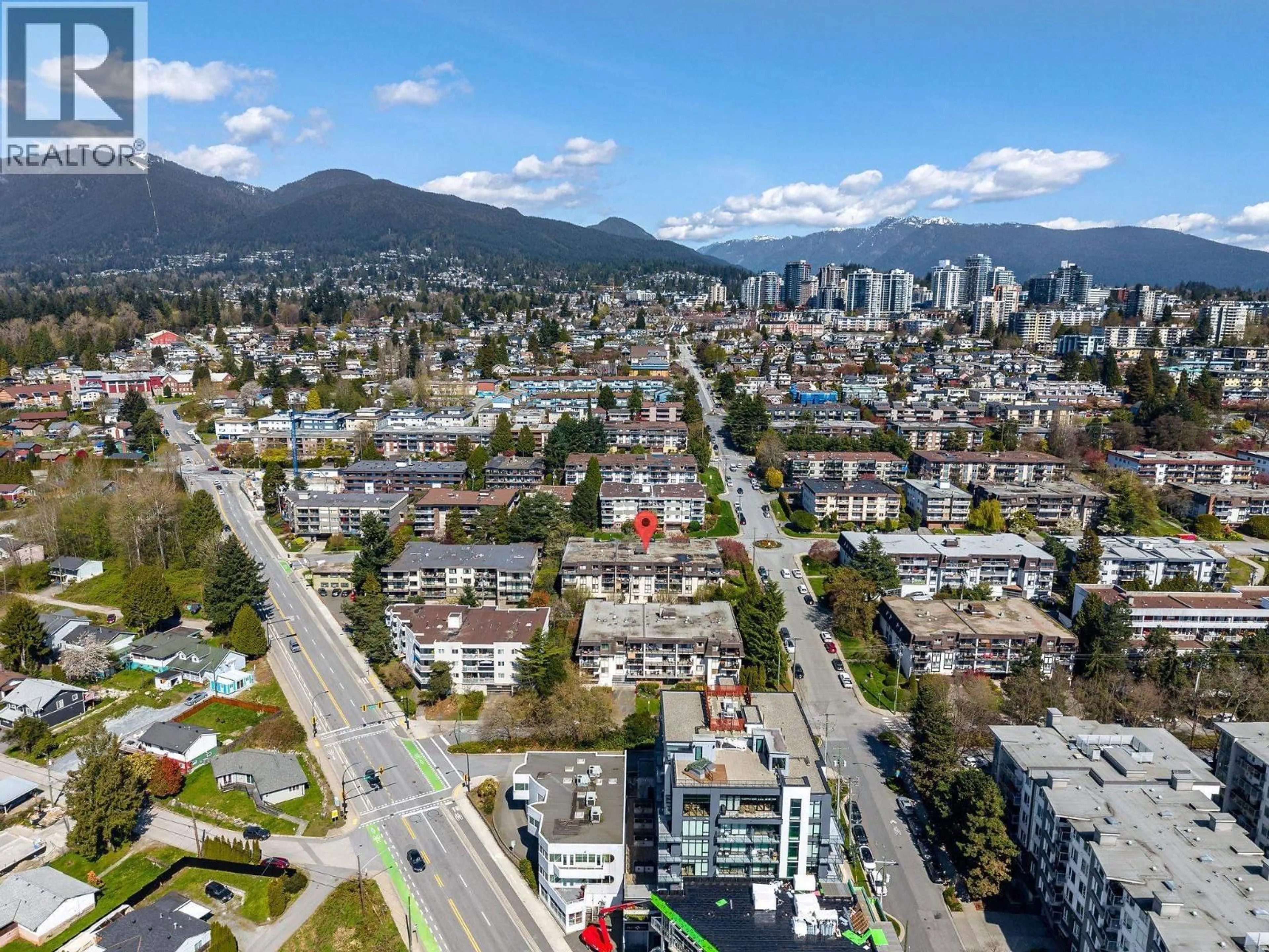 A pic from outside/outdoor area/front of a property/back of a property/a pic from drone, mountain view for 105 - 307 2ND STREET, North Vancouver British Columbia V7M1E2