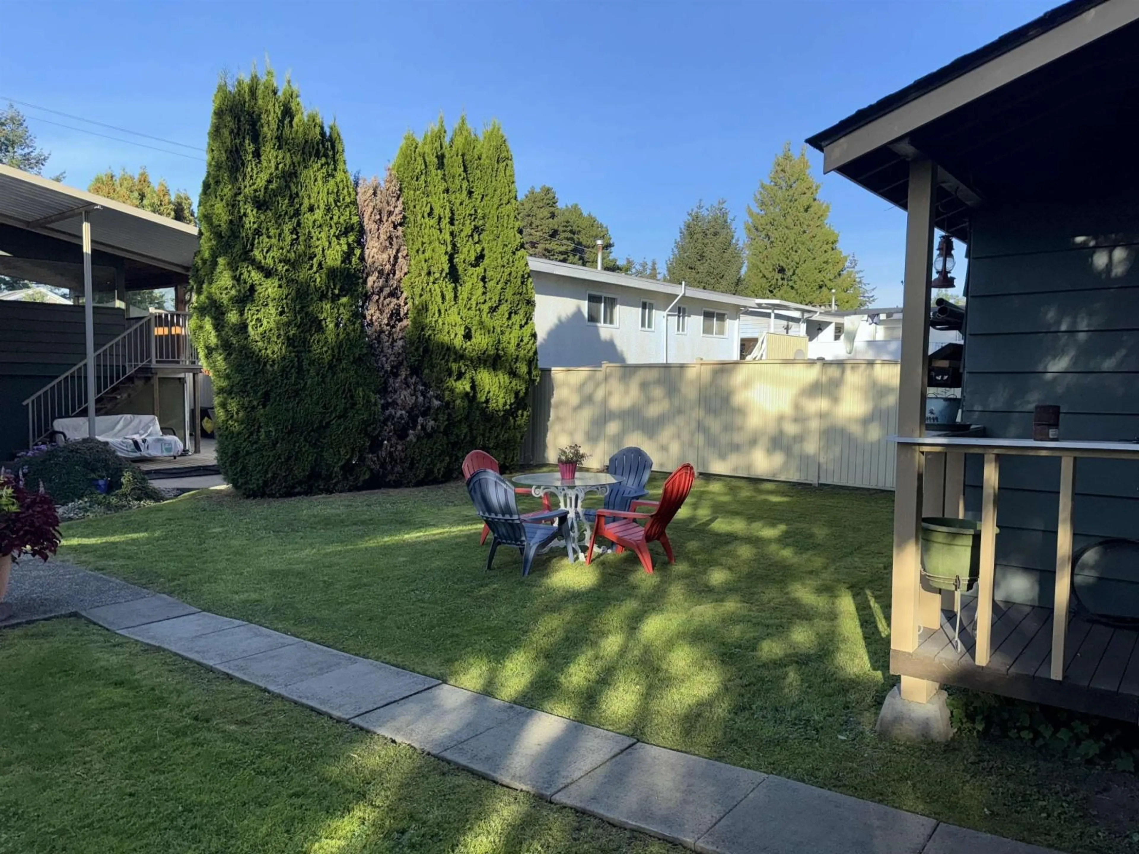 Patio, street for 10834 84 AVENUE, Delta British Columbia V4C2L4