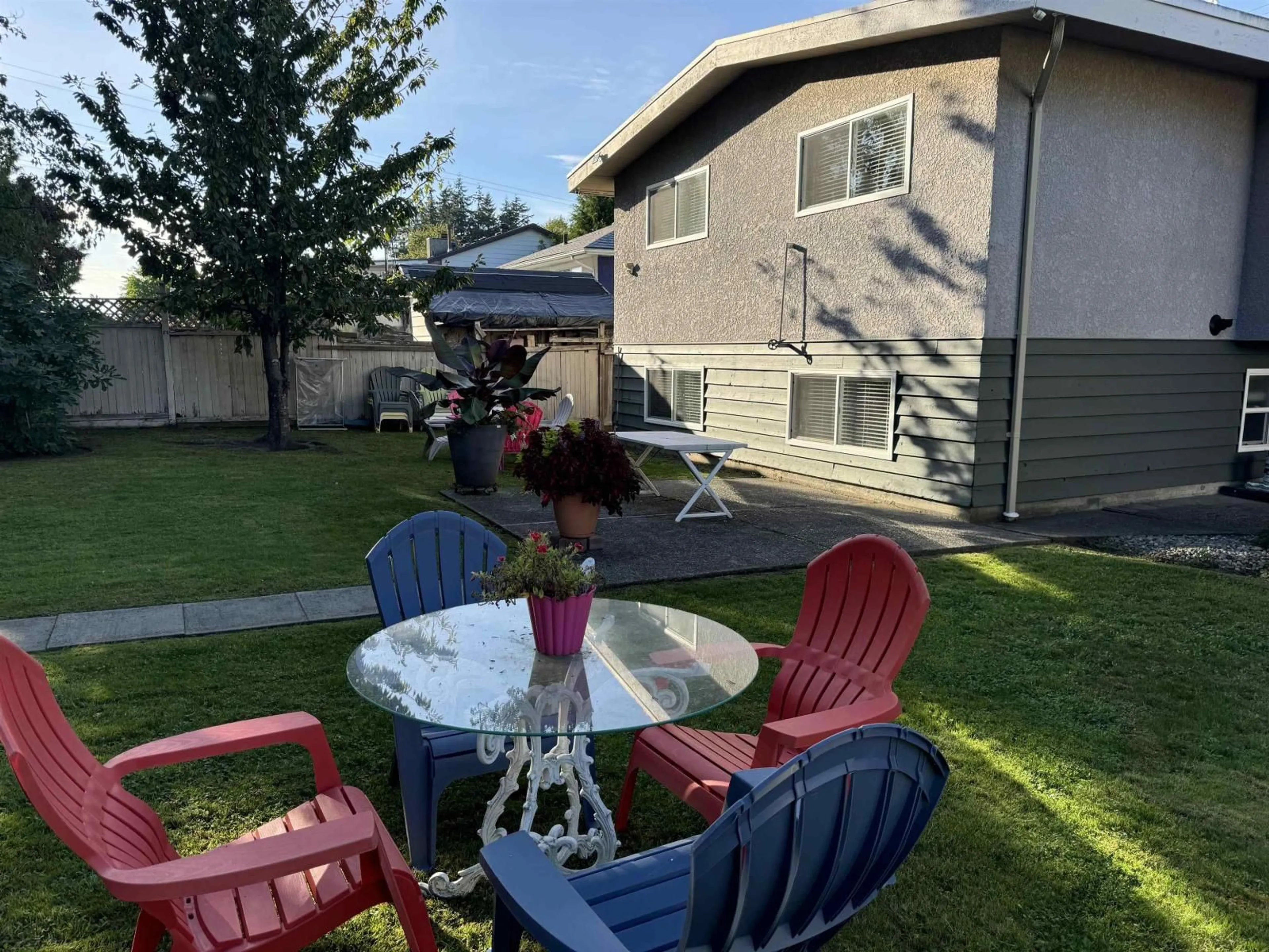 Patio, street for 10834 84 AVENUE, Delta British Columbia V4C2L4