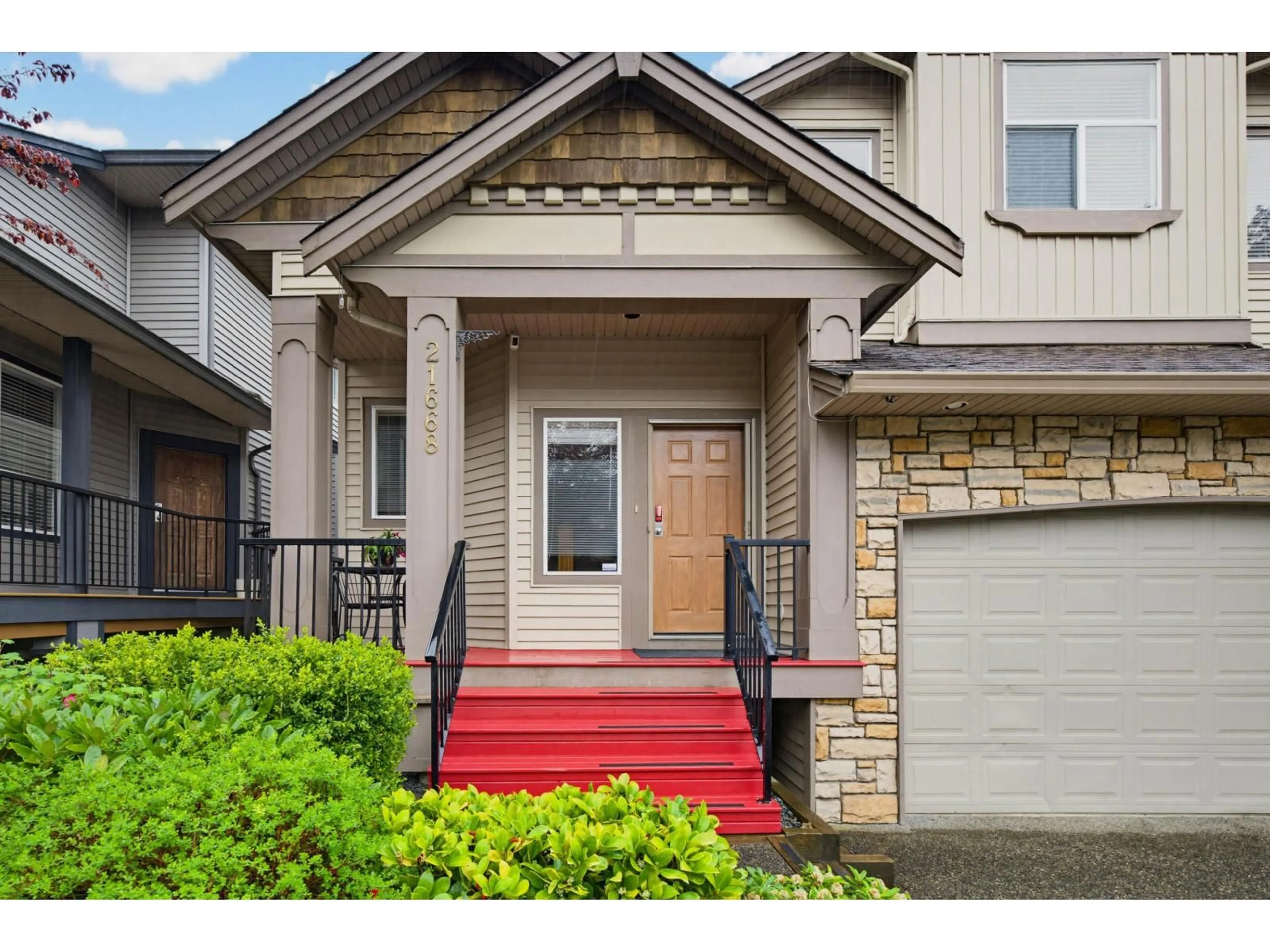 Unknown for 21668 89A AVENUE, Langley British Columbia V1M4C6