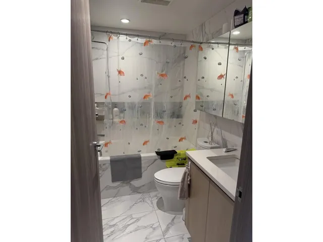 307 - 9887 WHALLEY BOULEVARD, Surrey 4