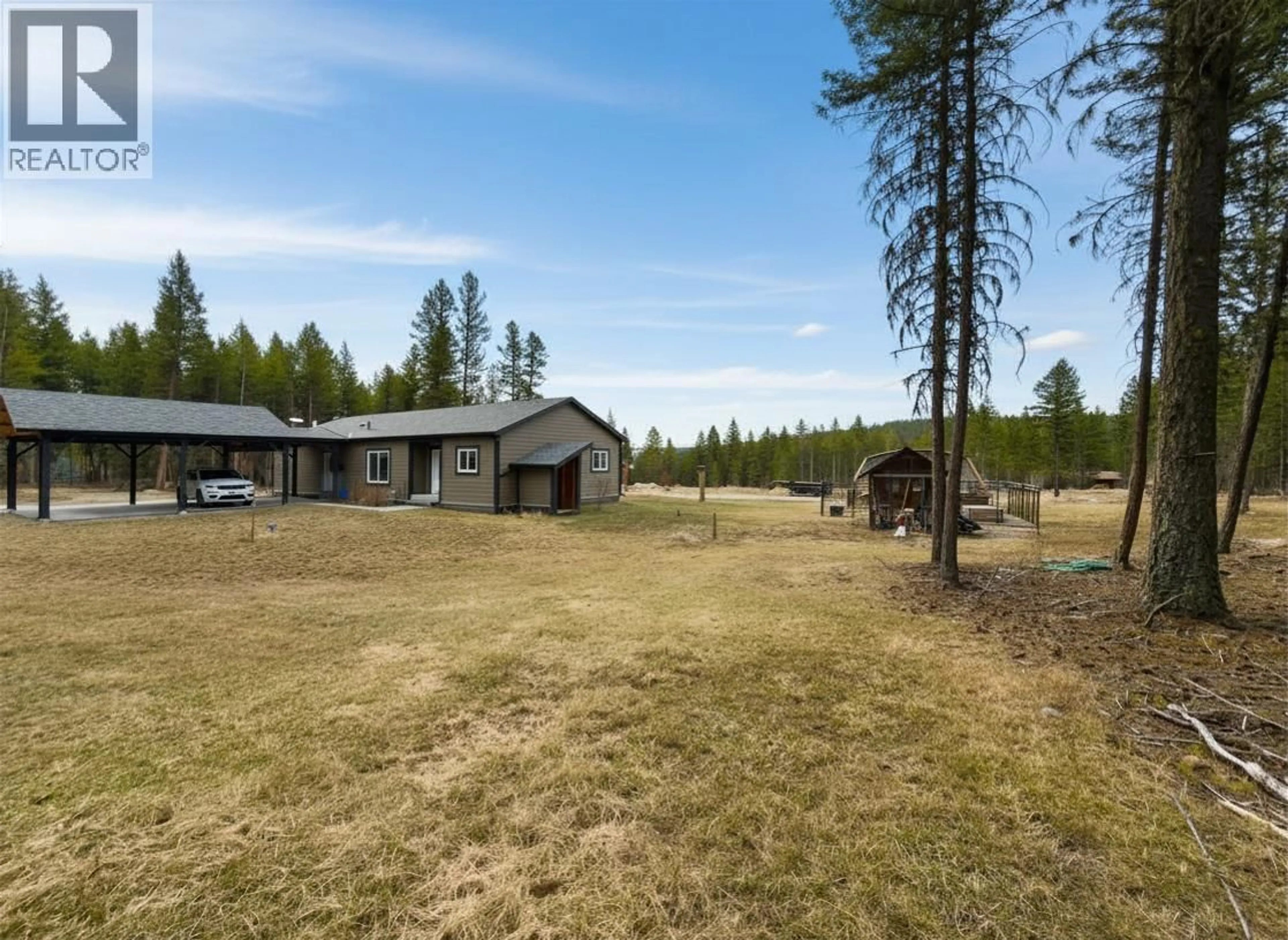 A pic from outside/outdoor area/front of a property/back of a property/a pic from drone, forest/trees view for 2645 MISTY CRESCENT, Williams Lake British Columbia V2G4W9