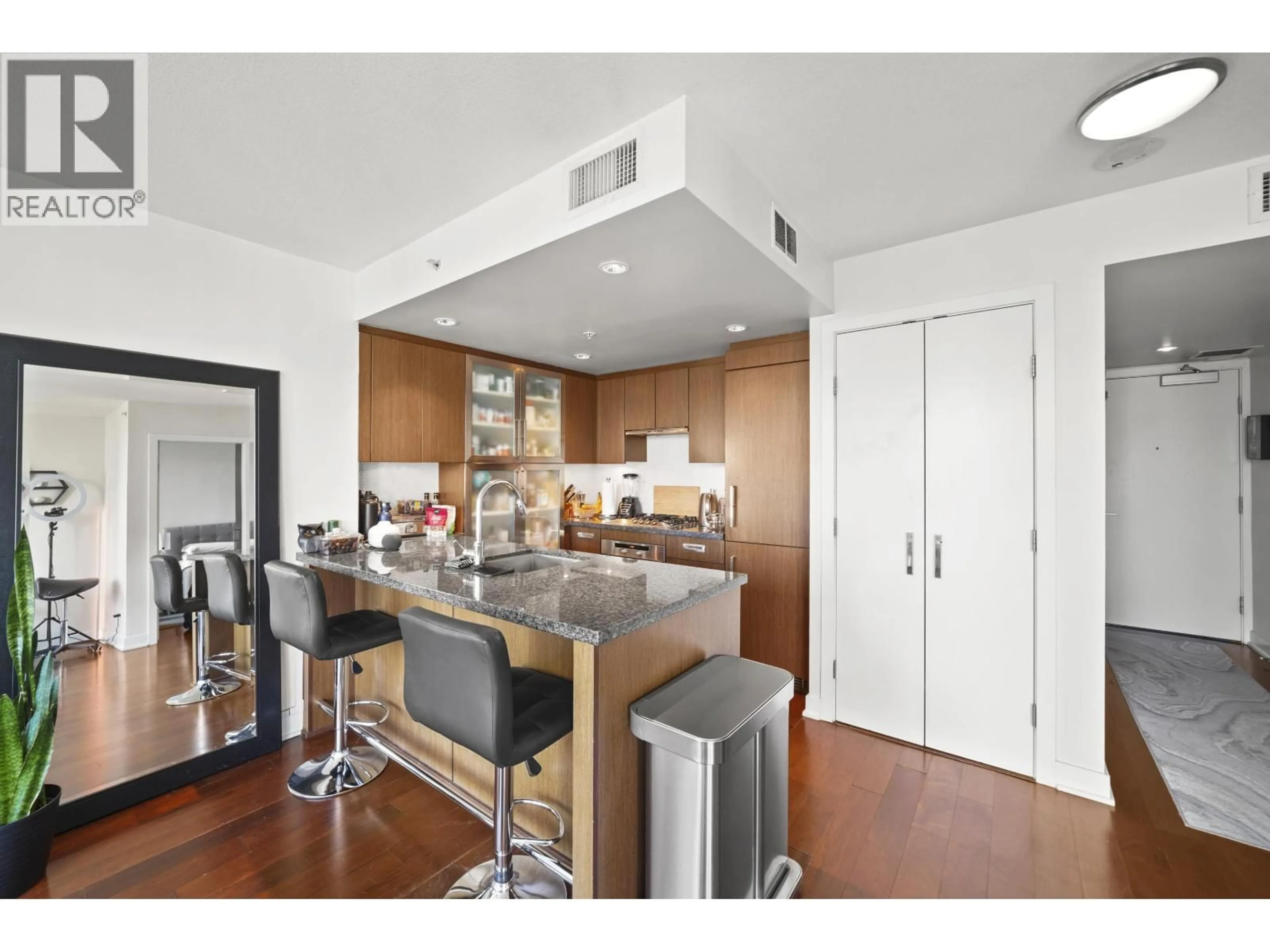 Unknown for 1708 - 1055 RICHARDS STREET, Vancouver British Columbia V6B0C2