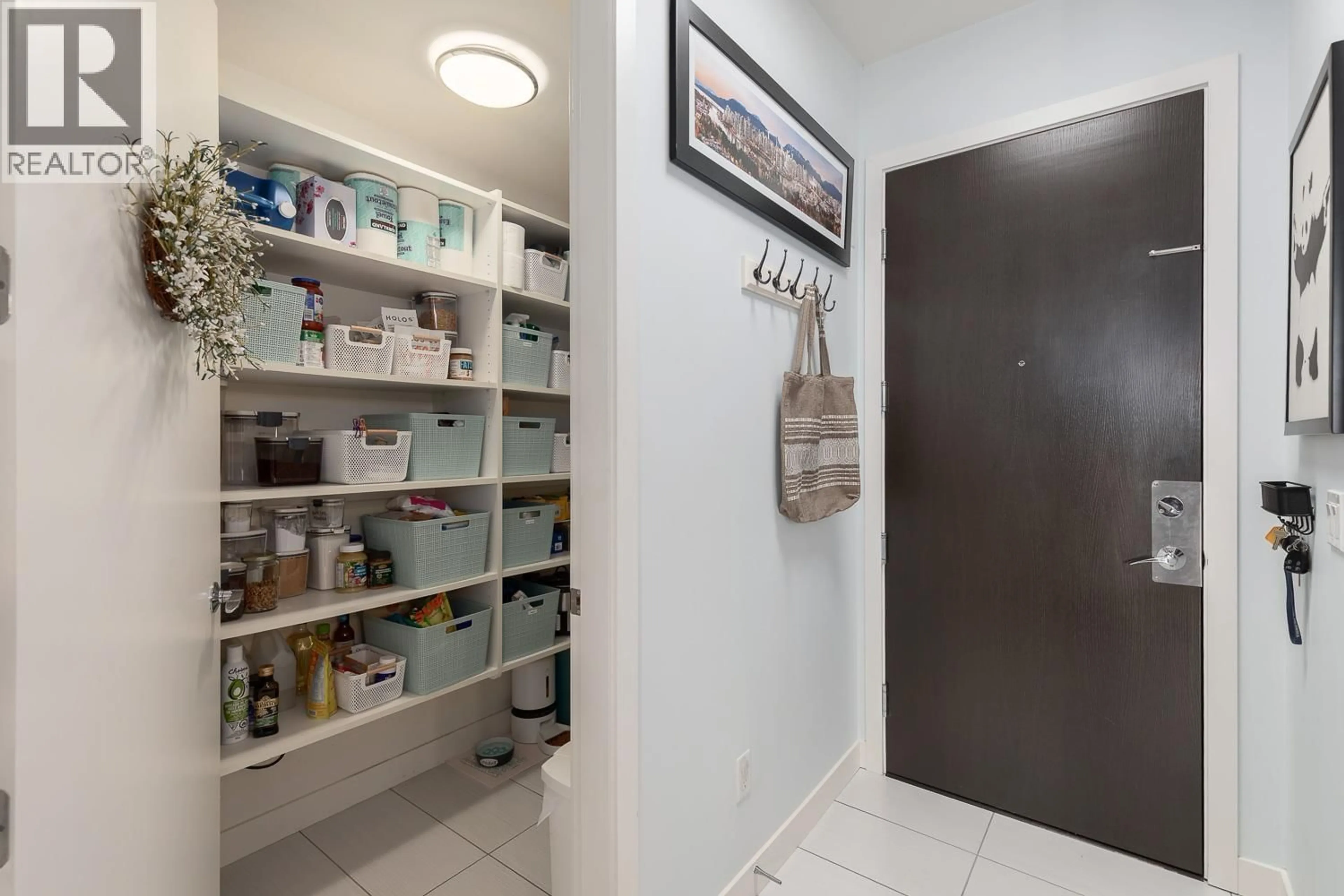 Unknown for 520 - 3333 MAIN STREET, Vancouver British Columbia V5V3M8