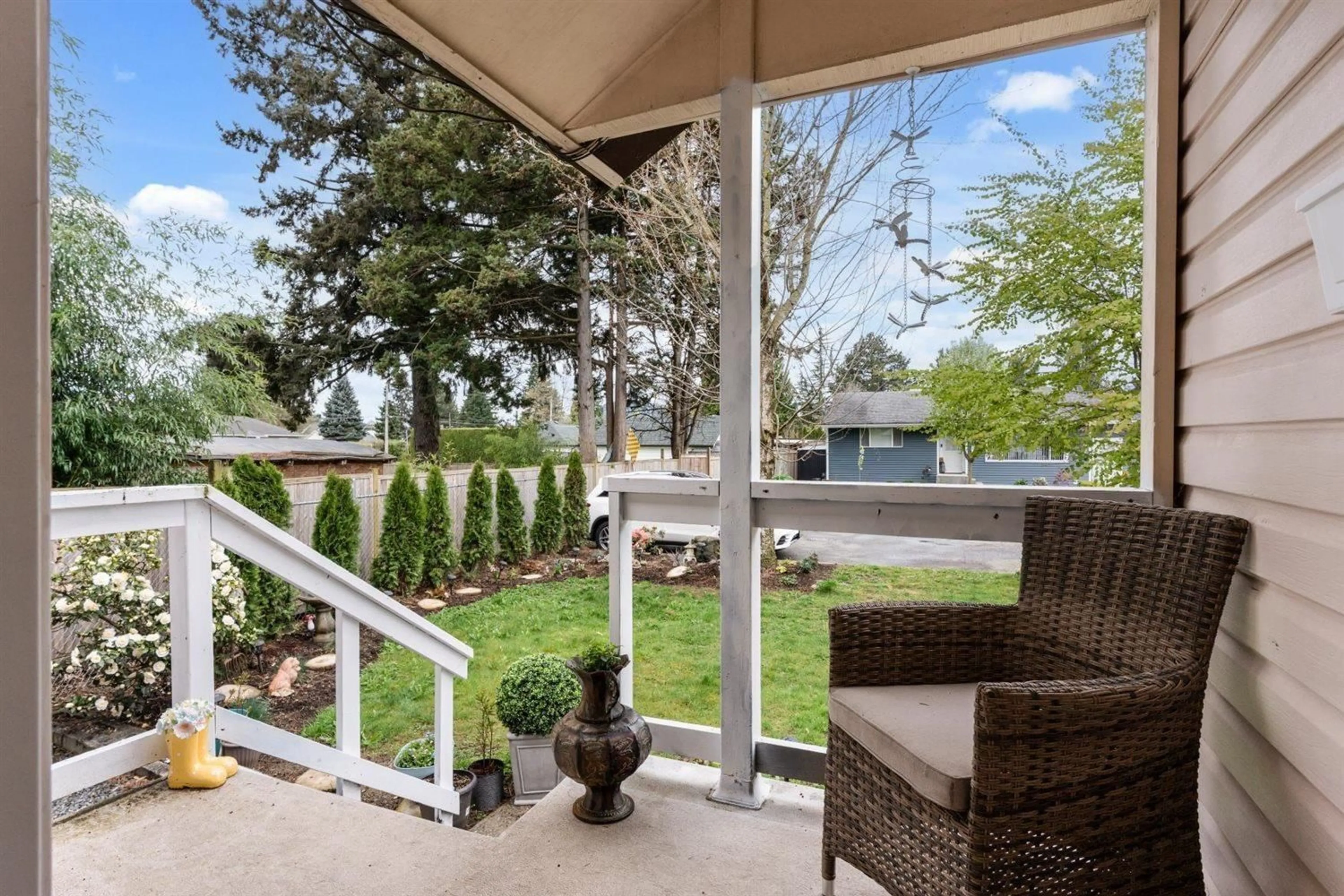 Patio, unknown for 9684 MAURICE STREET, Chilliwack British Columbia V2P5B7