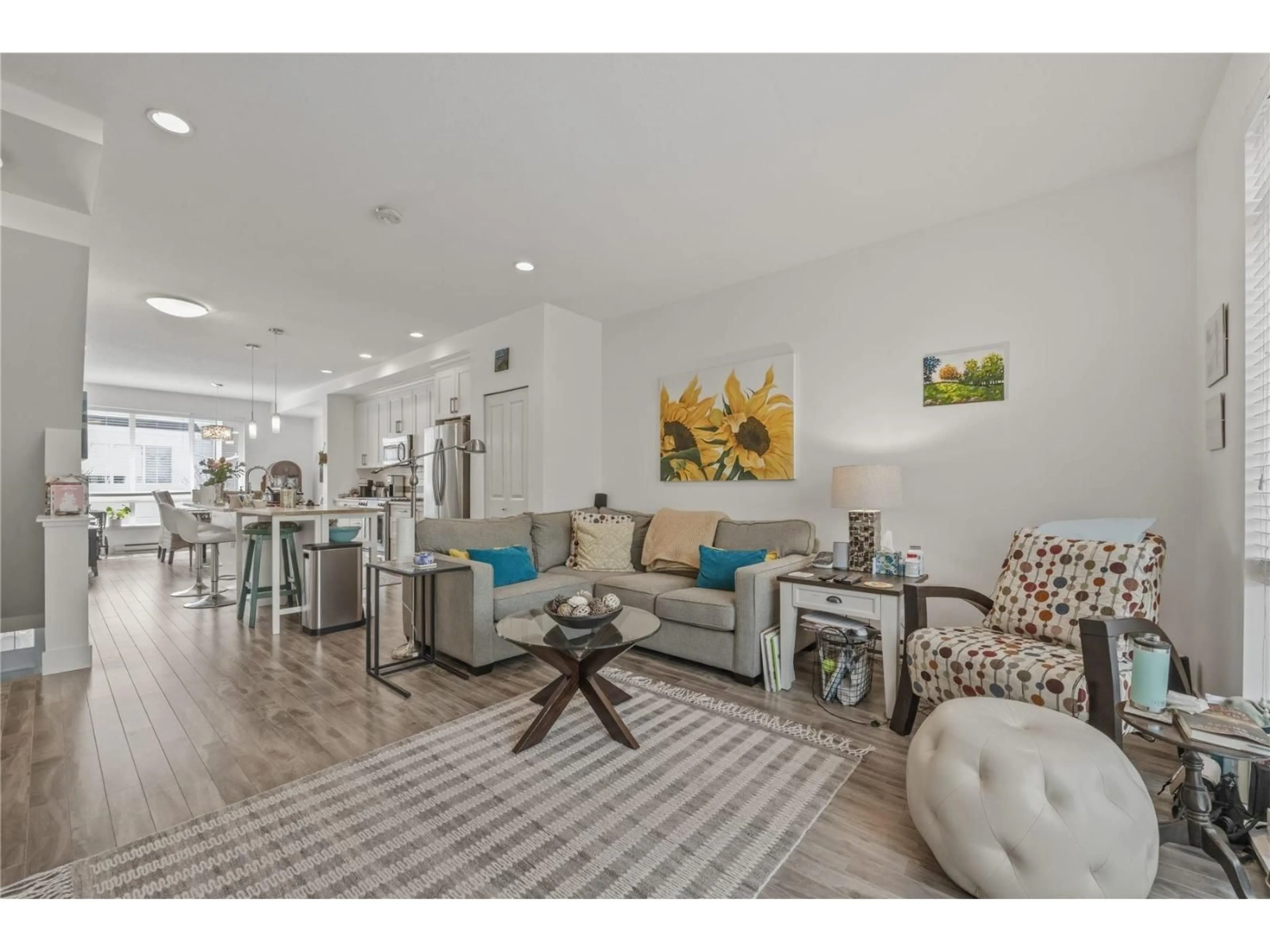 Living room with furniture, unknown for 67 - 3039 156 STREET, Surrey British Columbia V3Z6T5