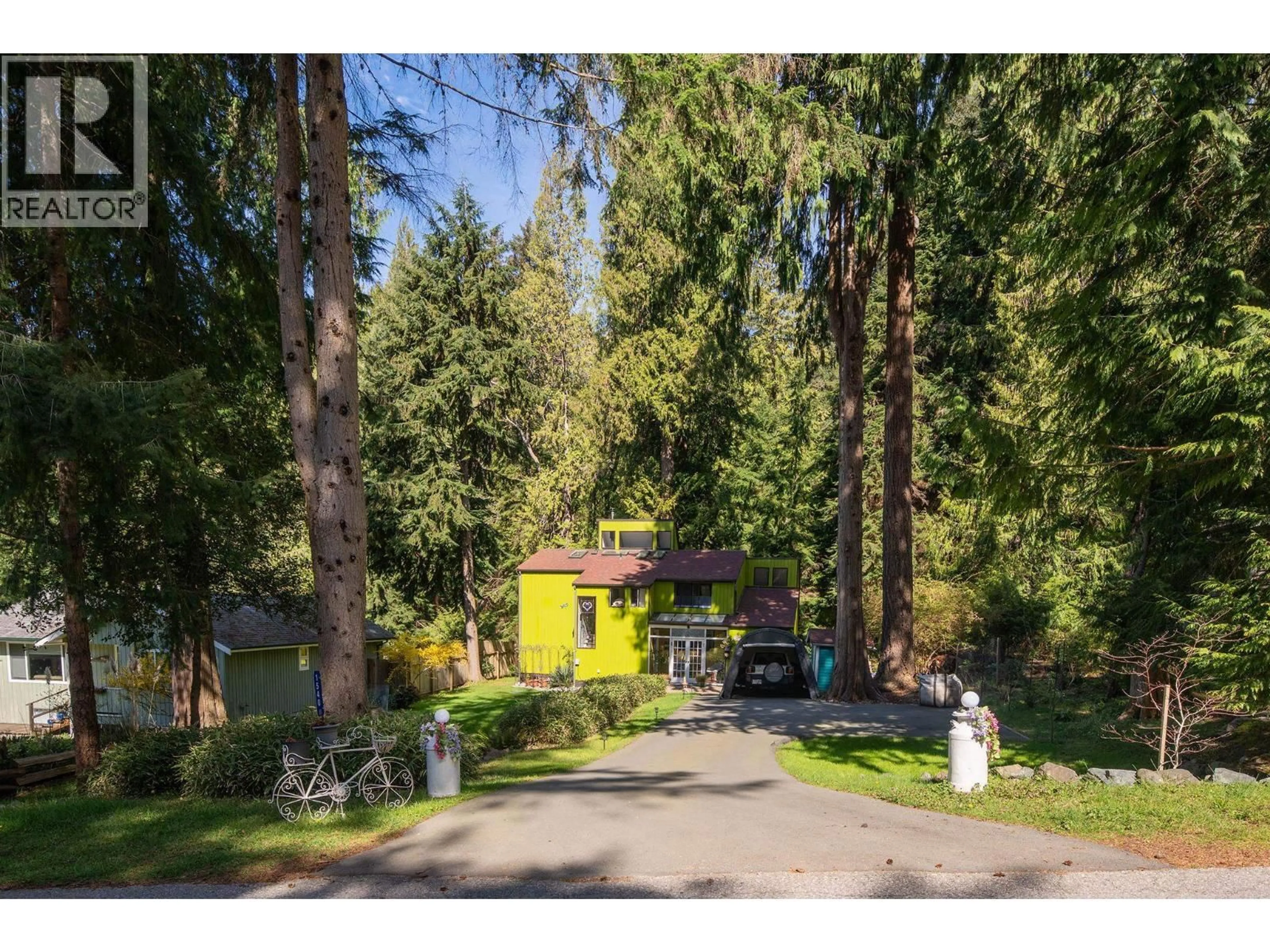 A pic from outside/outdoor area/front of a property/back of a property/a pic from drone, forest/trees view for 1540 TUNSTALL BOULEVARD, Bowen Island British Columbia V0N1G2