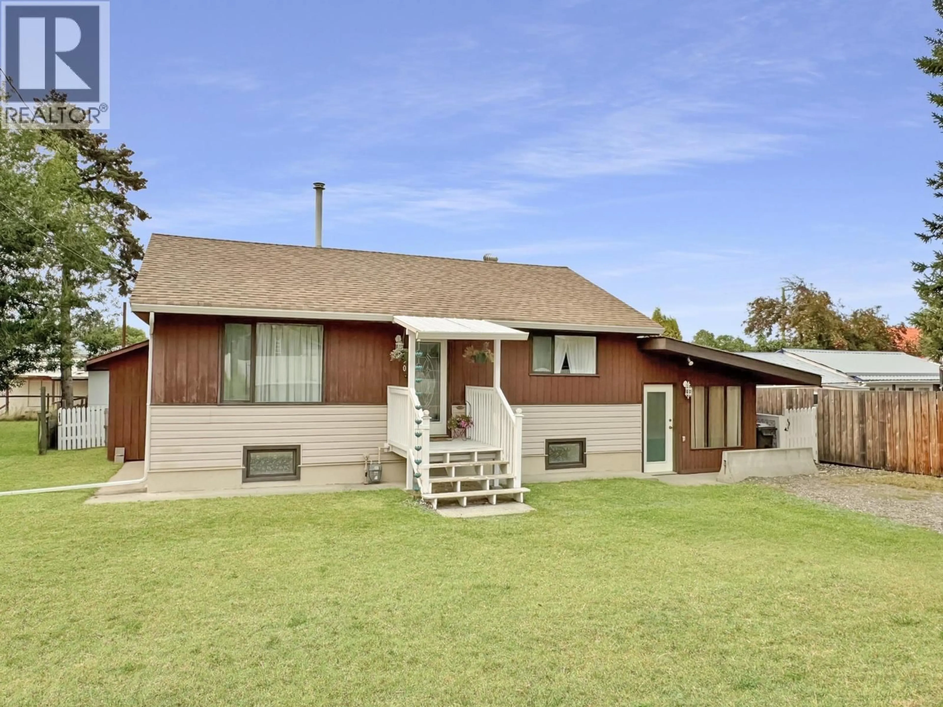 Unknown for 330 CEDAR AVENUE, 100 Mile House British Columbia V0K2E0