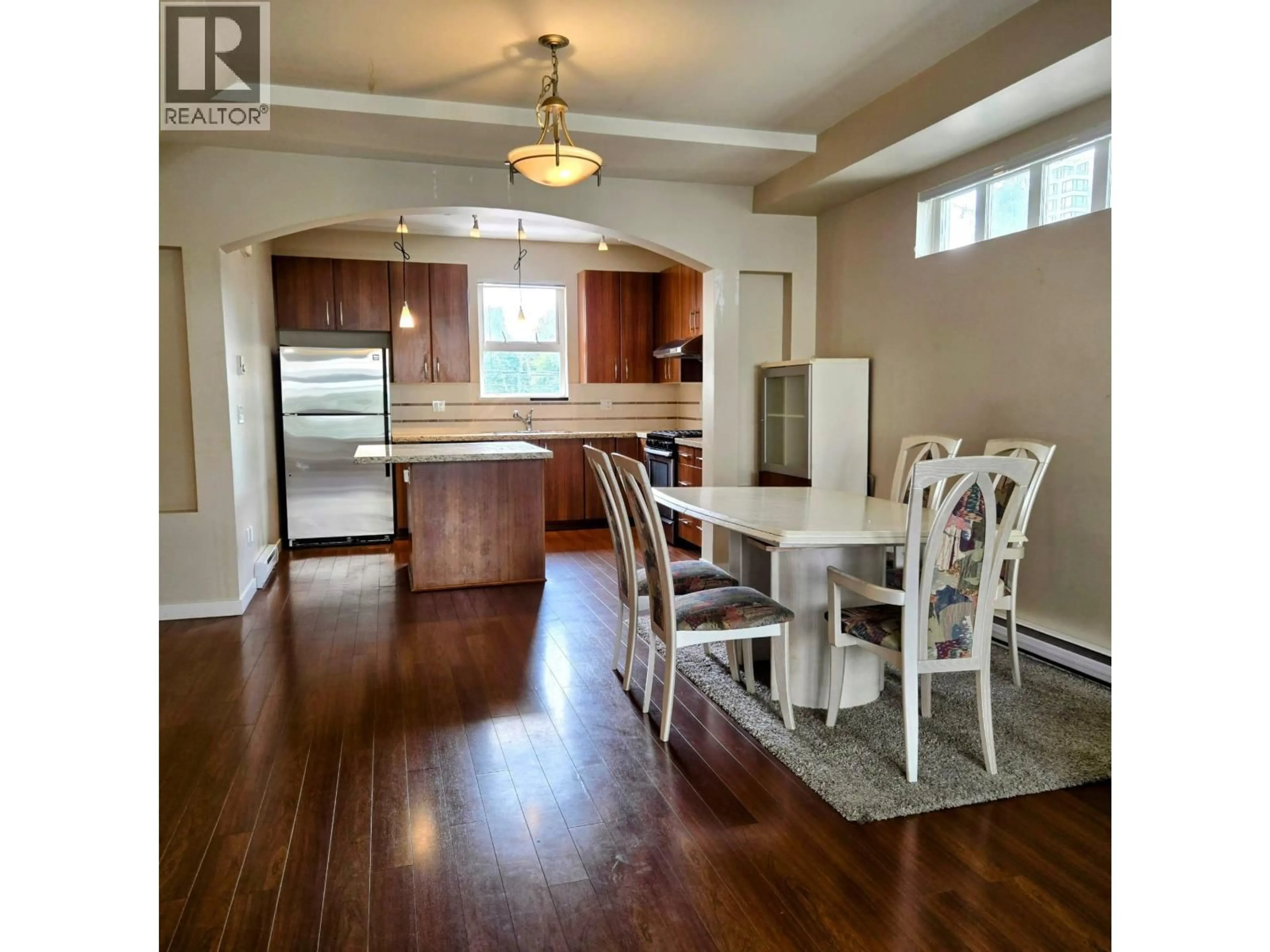 Open concept kitchen, wood/laminate floor for 11 - 9333 FERNDALE ROAD, Richmond British Columbia V6Y1X4