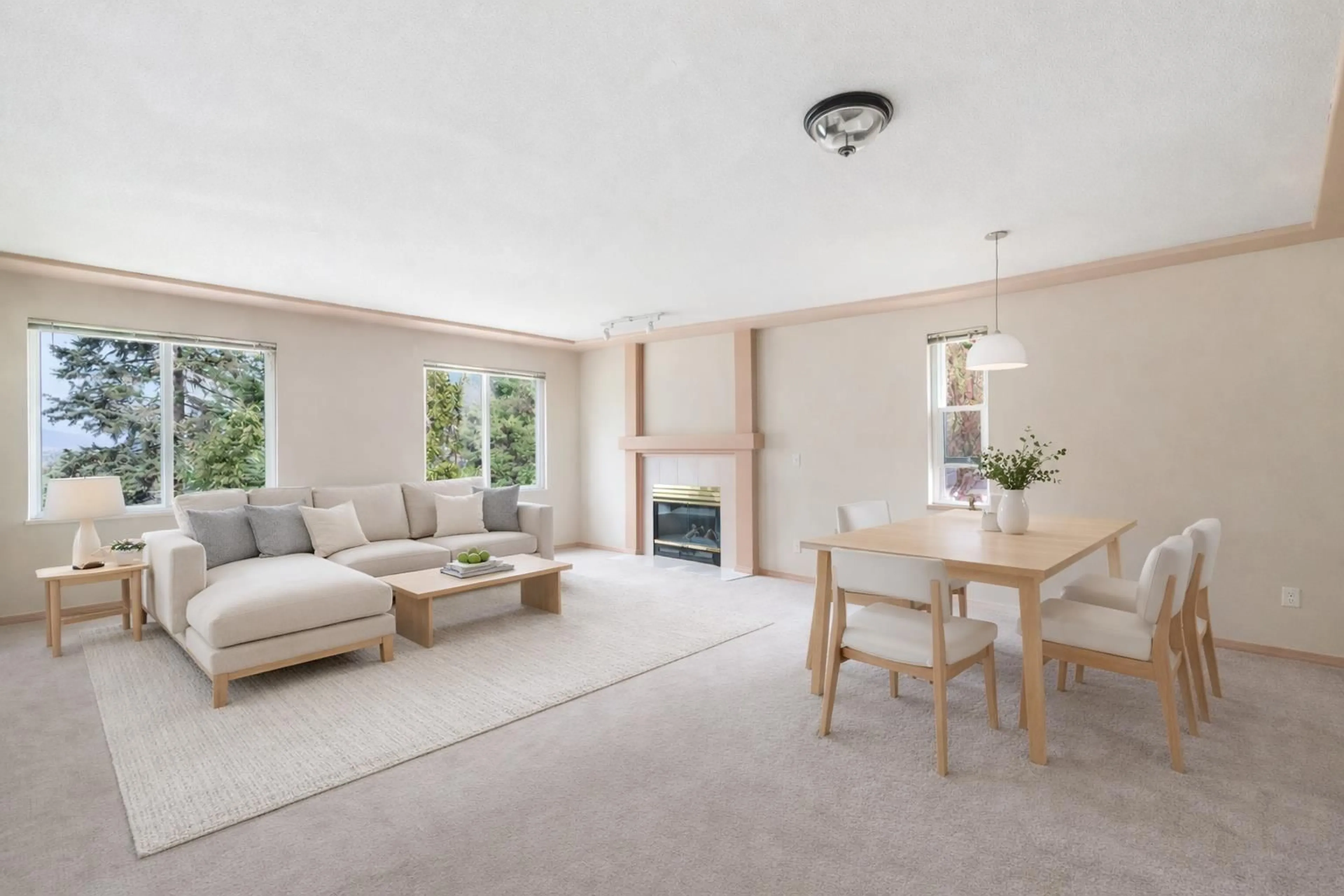 Living room with furniture, unknown for 15488 27A AVENUE, Surrey British Columbia V4P1E9