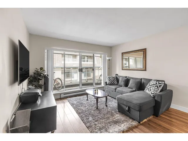 210 - 13771 72A AVENUE, Surrey 3