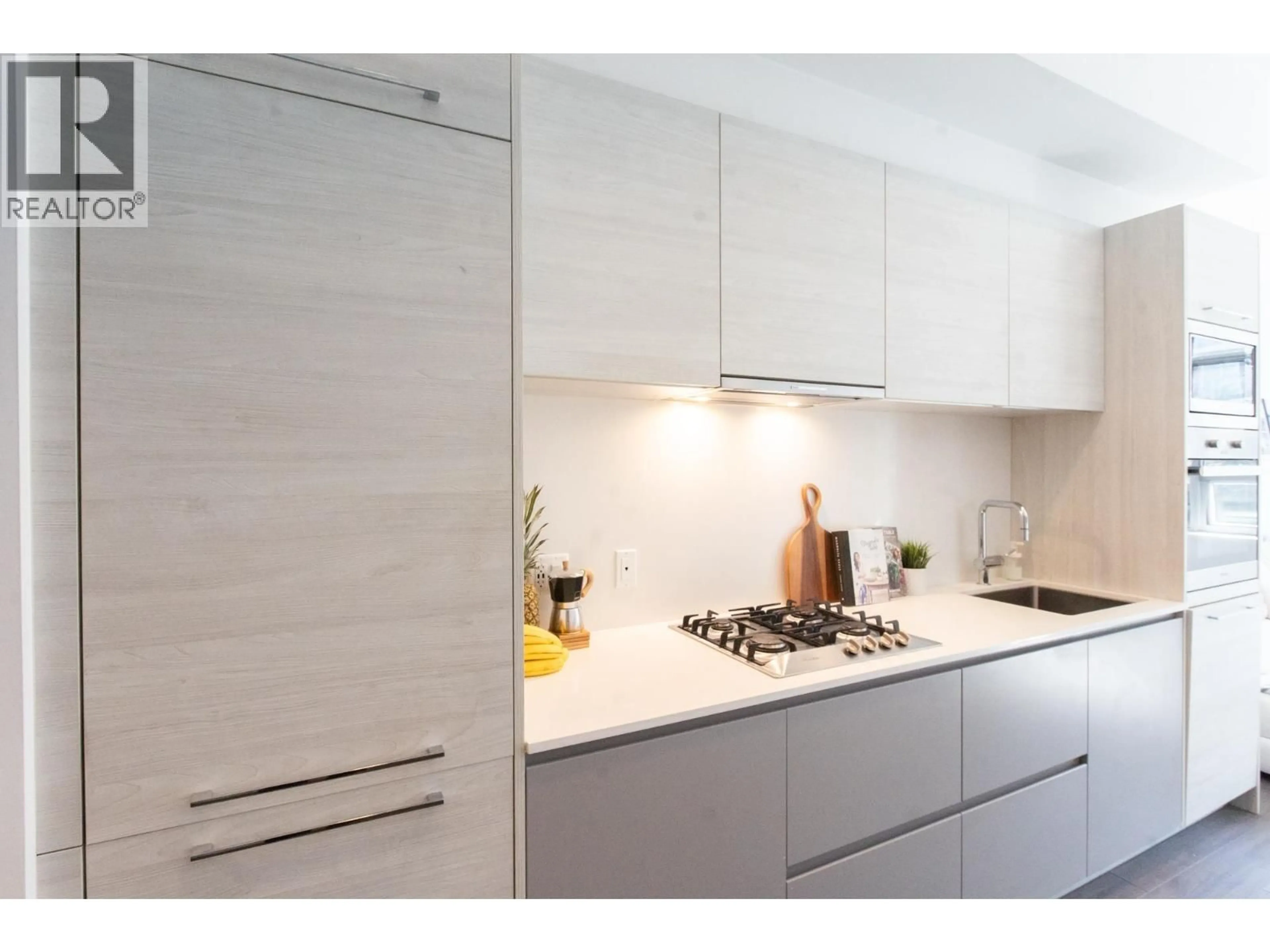 Standard kitchen, unknown for 106 - 523 KING EDWARD AVENUE, Vancouver British Columbia V5Z0J3