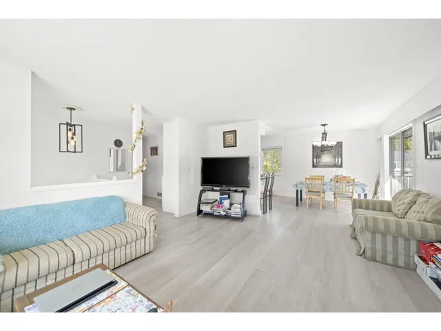 11925 92A AVENUE, Delta 5