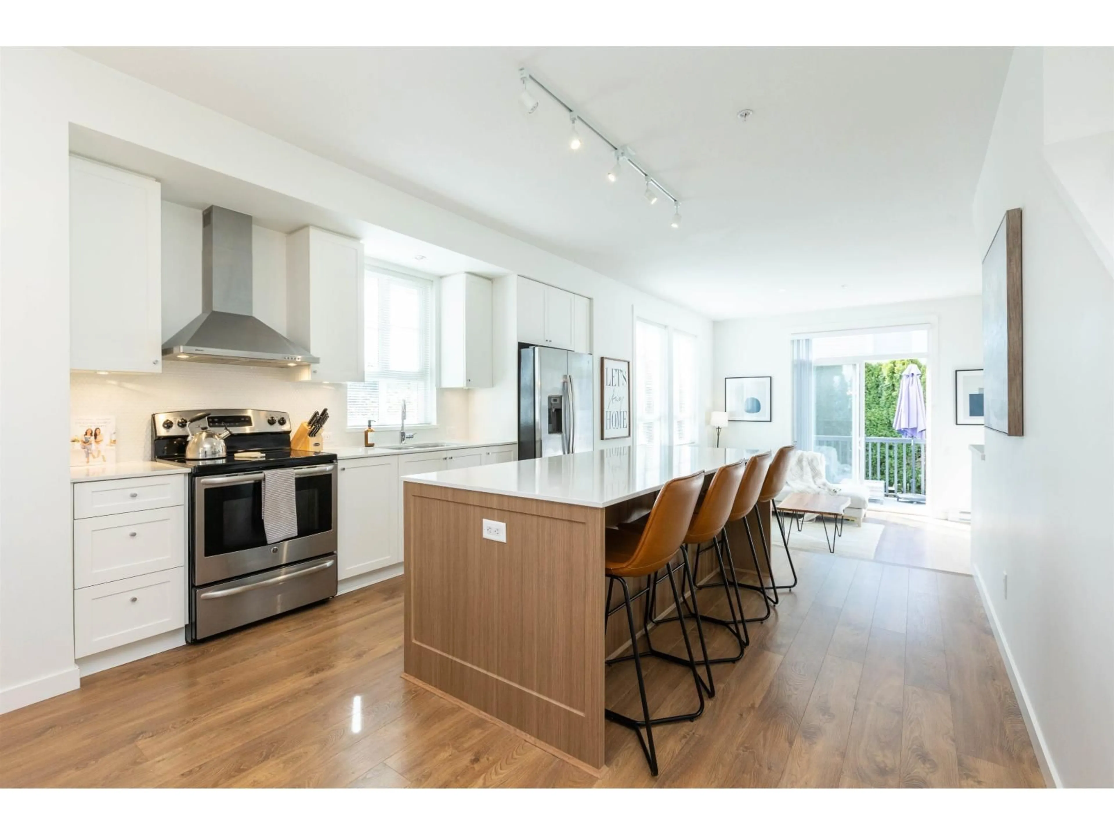 Open concept kitchen, unknown for 74 - 8476 207A STREET, Langley British Columbia V2Y0S6