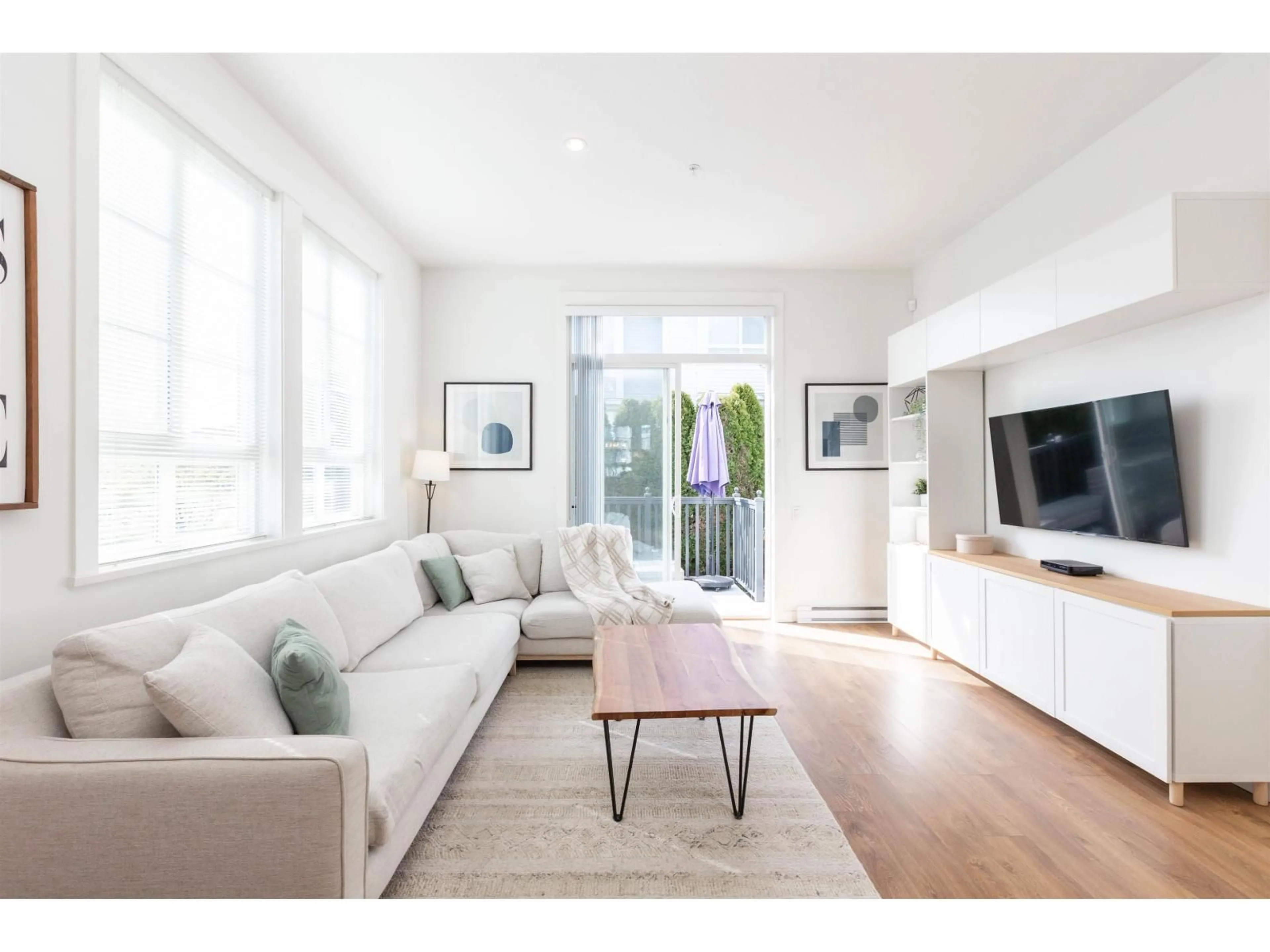 Living room with furniture, unknown for 74 - 8476 207A STREET, Langley British Columbia V2Y0S6