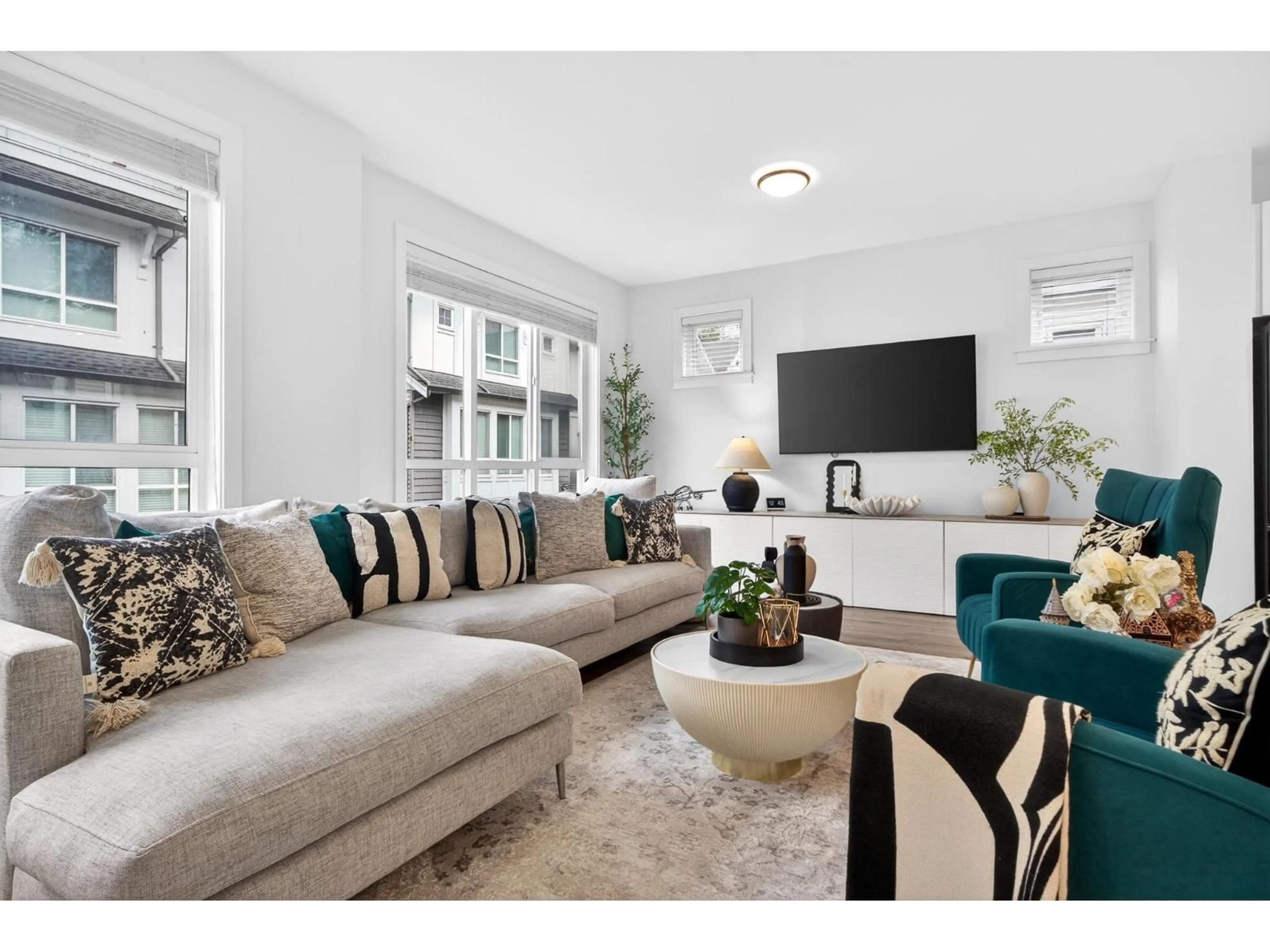 Living room with furniture, unknown for 54 - 9688 162A STREET, Surrey British Columbia V4N6V3