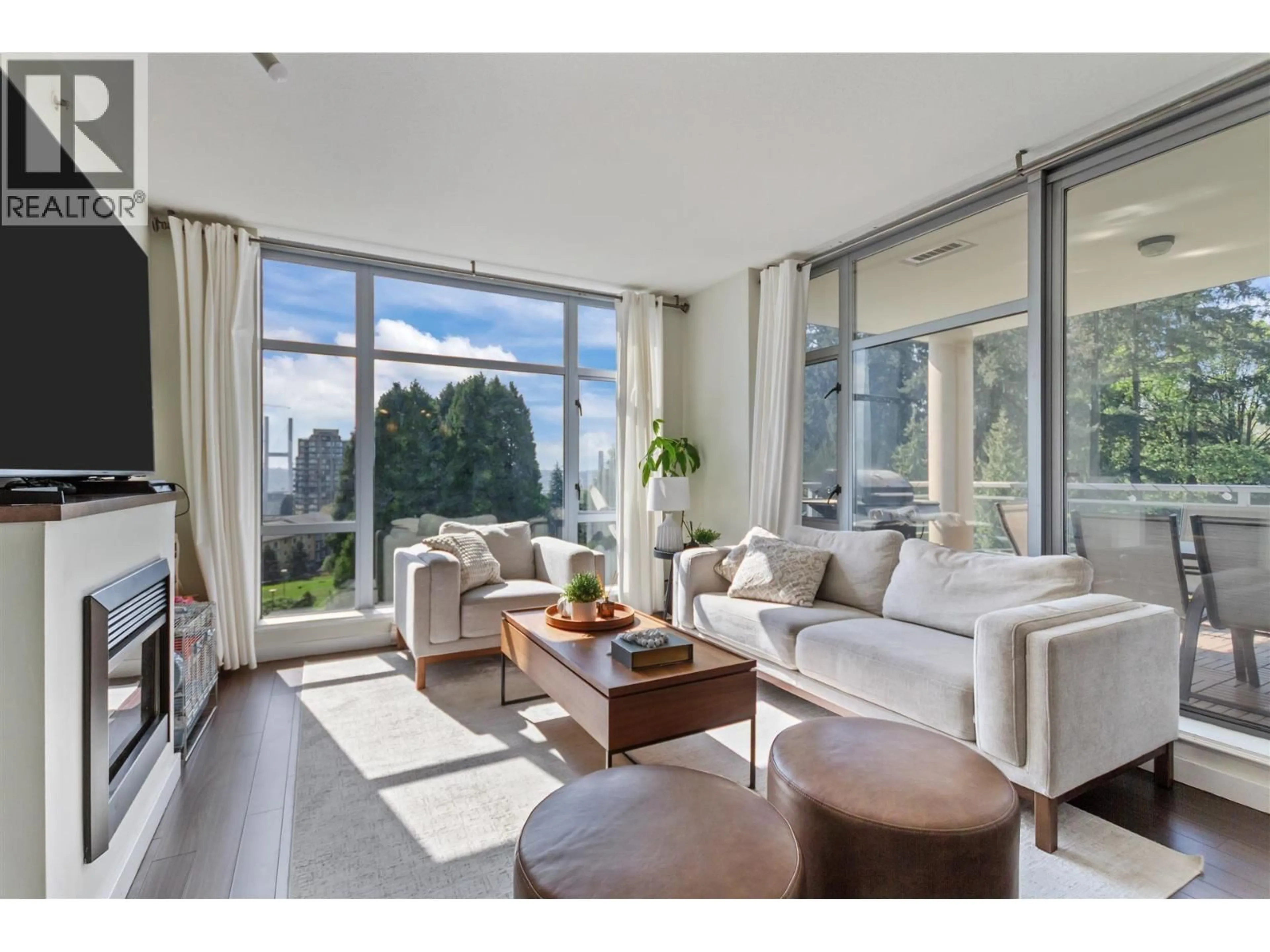 Living room with furniture, unknown for 806 - 280 ROSS DRIVE, New Westminster British Columbia V3L0C2