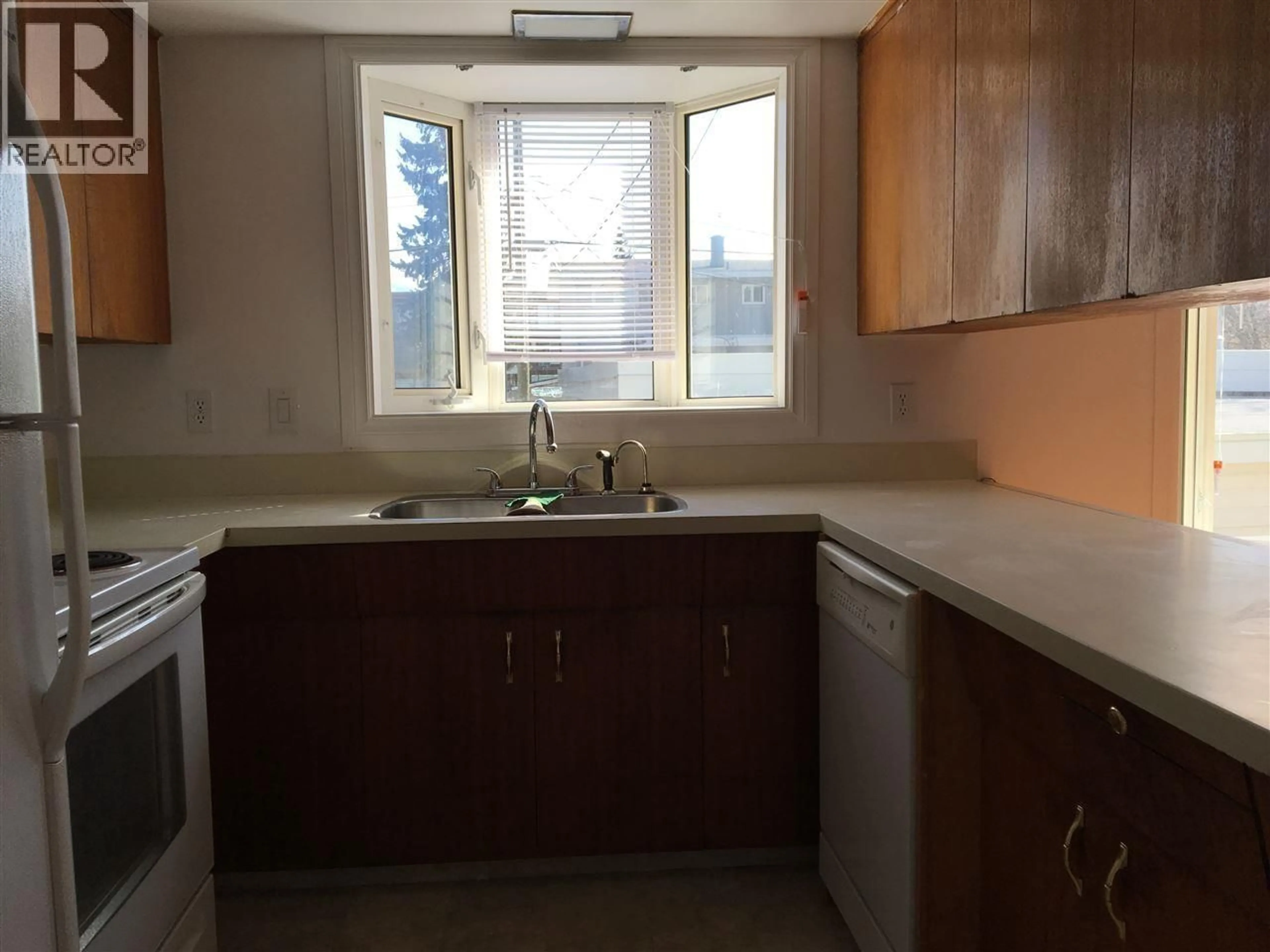 Standard kitchen, unknown for 1830 TAMARACK STREET, Prince George British Columbia V2L2T4