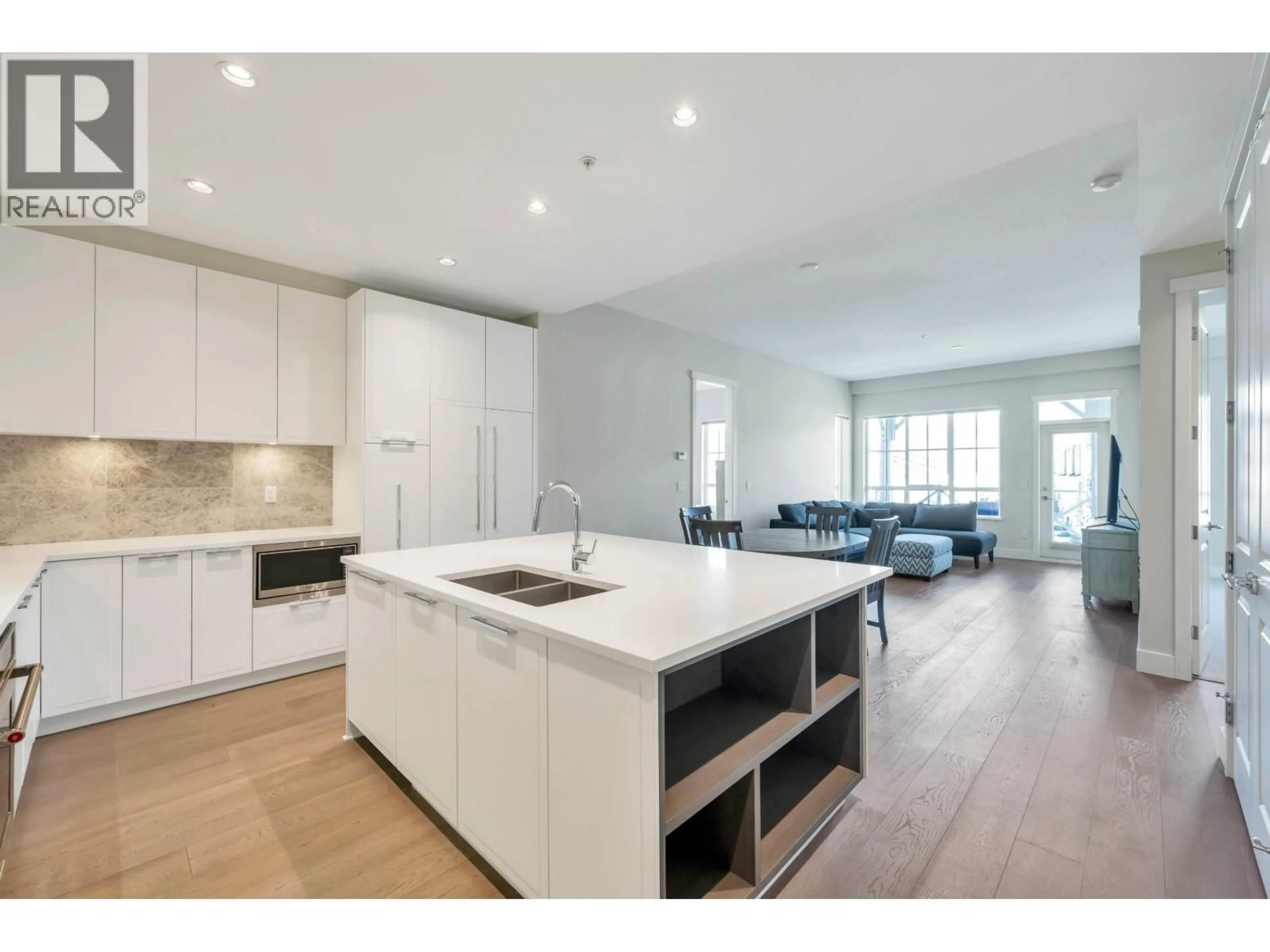 Open concept kitchen, unknown for 220 - 5535 ADMIRAL WAY, Ladner British Columbia V4K0E3