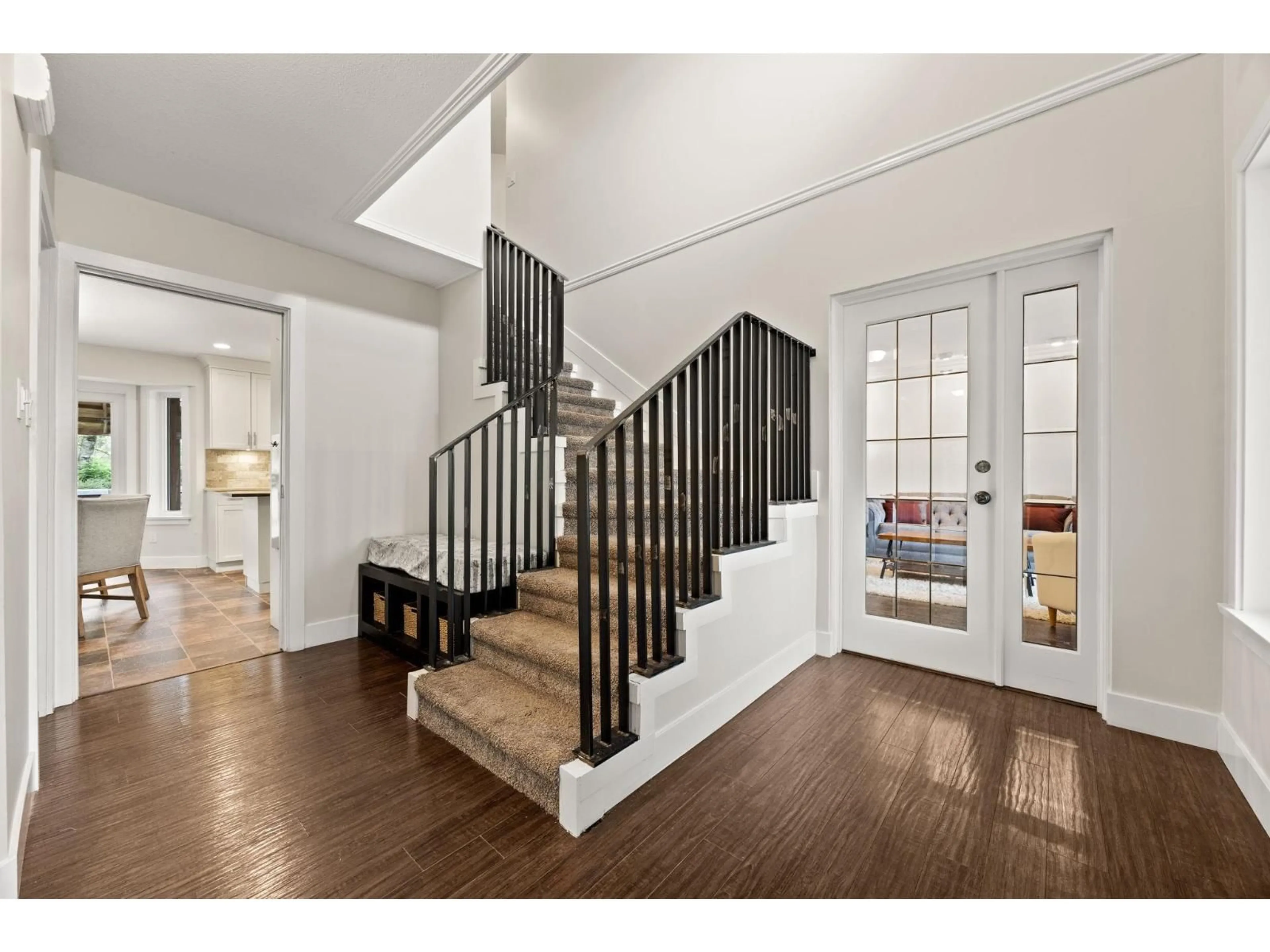 Indoor entryway for 9880 GOODALL PLACE, Chilliwack British Columbia V2P7V3