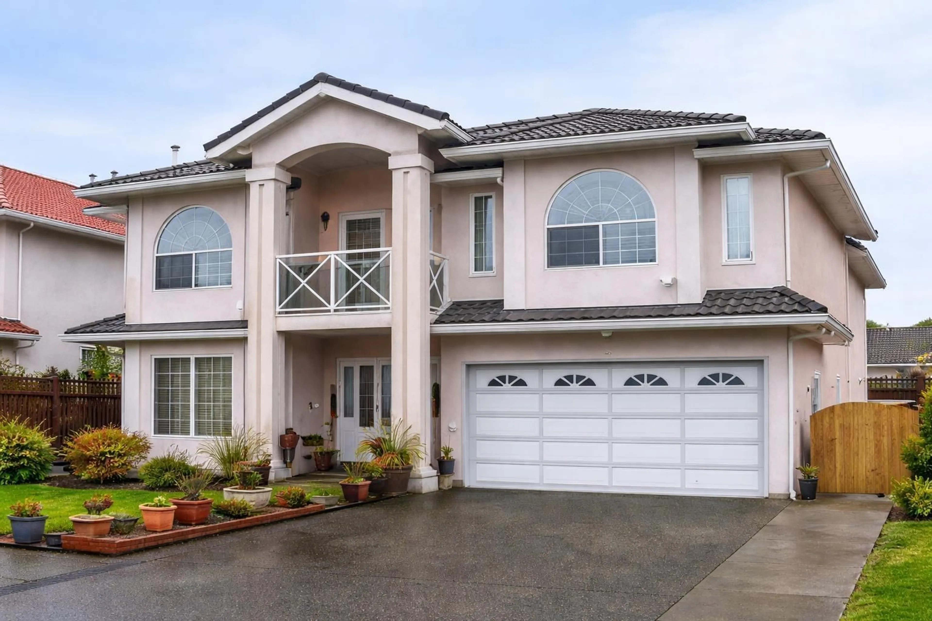 Home with vinyl exterior material, street for 14296 90A AVENUE, Surrey British Columbia V3V7X9