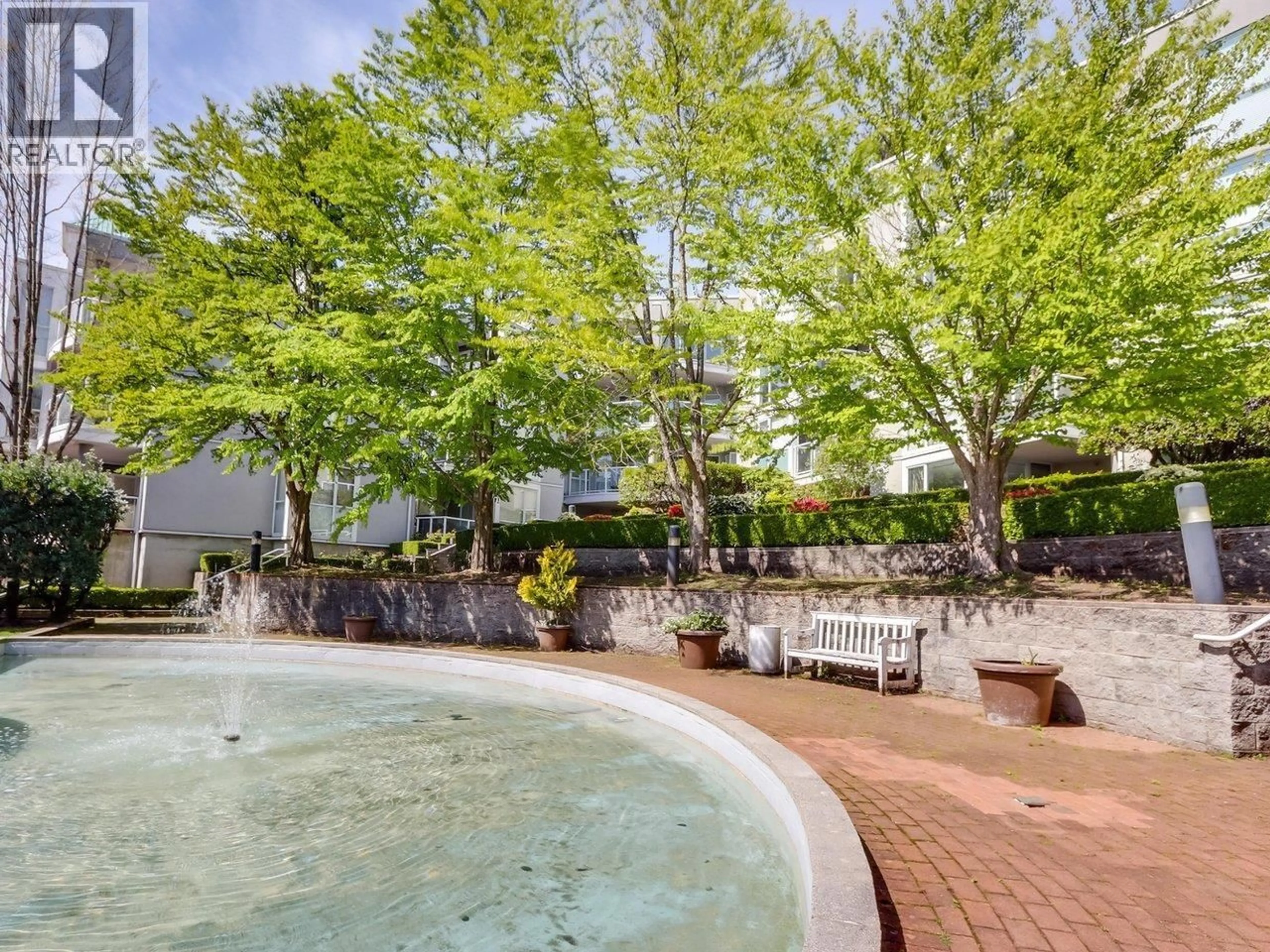 Patio, water/lake/river/ocean view for 3 - 8420 JELLICOE STREET, Vancouver British Columbia V5S4T1