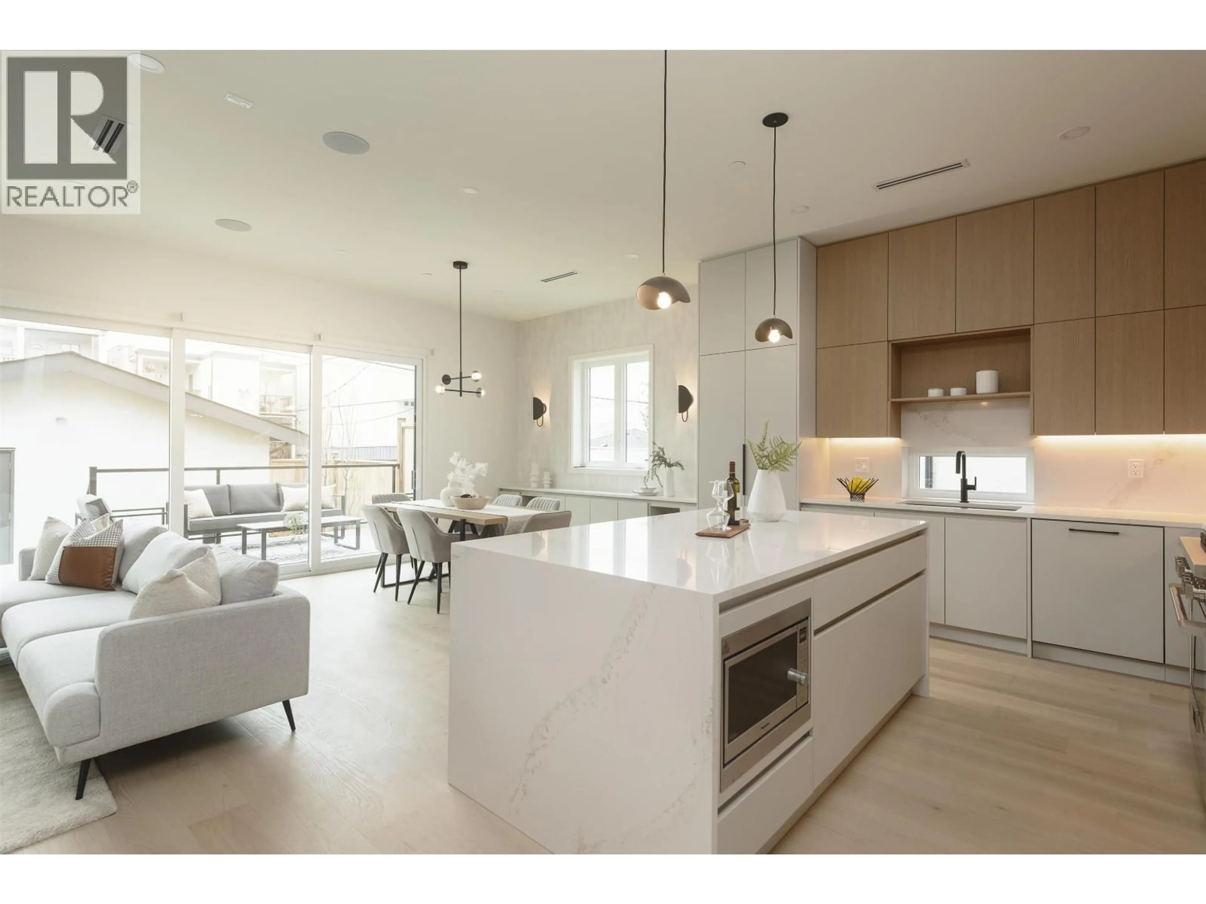 Open concept kitchen, unknown for 2 - 735 10TH AVENUE, Vancouver British Columbia V5T2A8