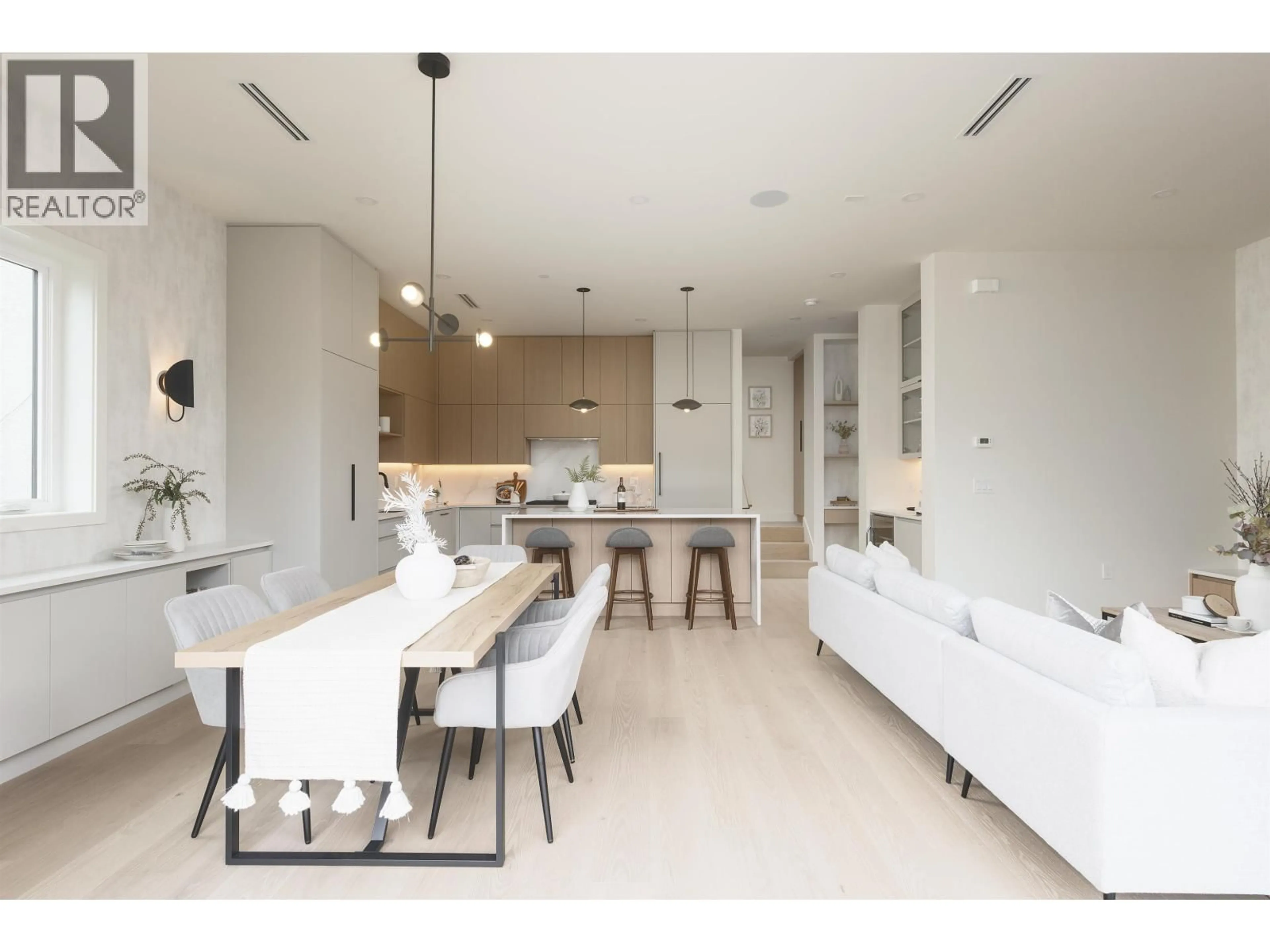 Open concept kitchen, unknown for 2 - 735 10TH AVENUE, Vancouver British Columbia V5T2A8