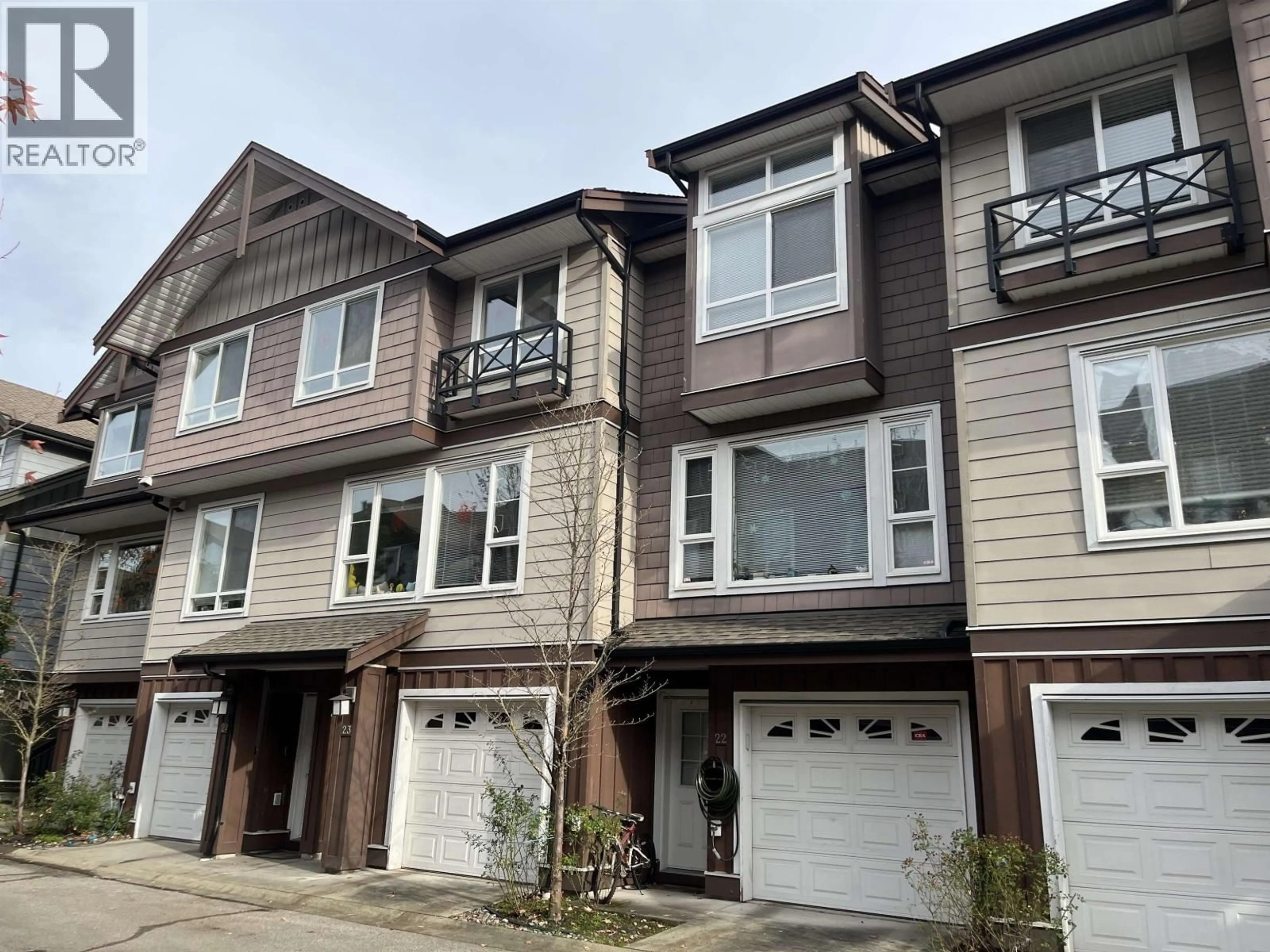 A pic from outside/outdoor area/front of a property/back of a property/a pic from drone, street for 25 - 9551 FERNDALE ROAD, Richmond British Columbia V6Y0A6