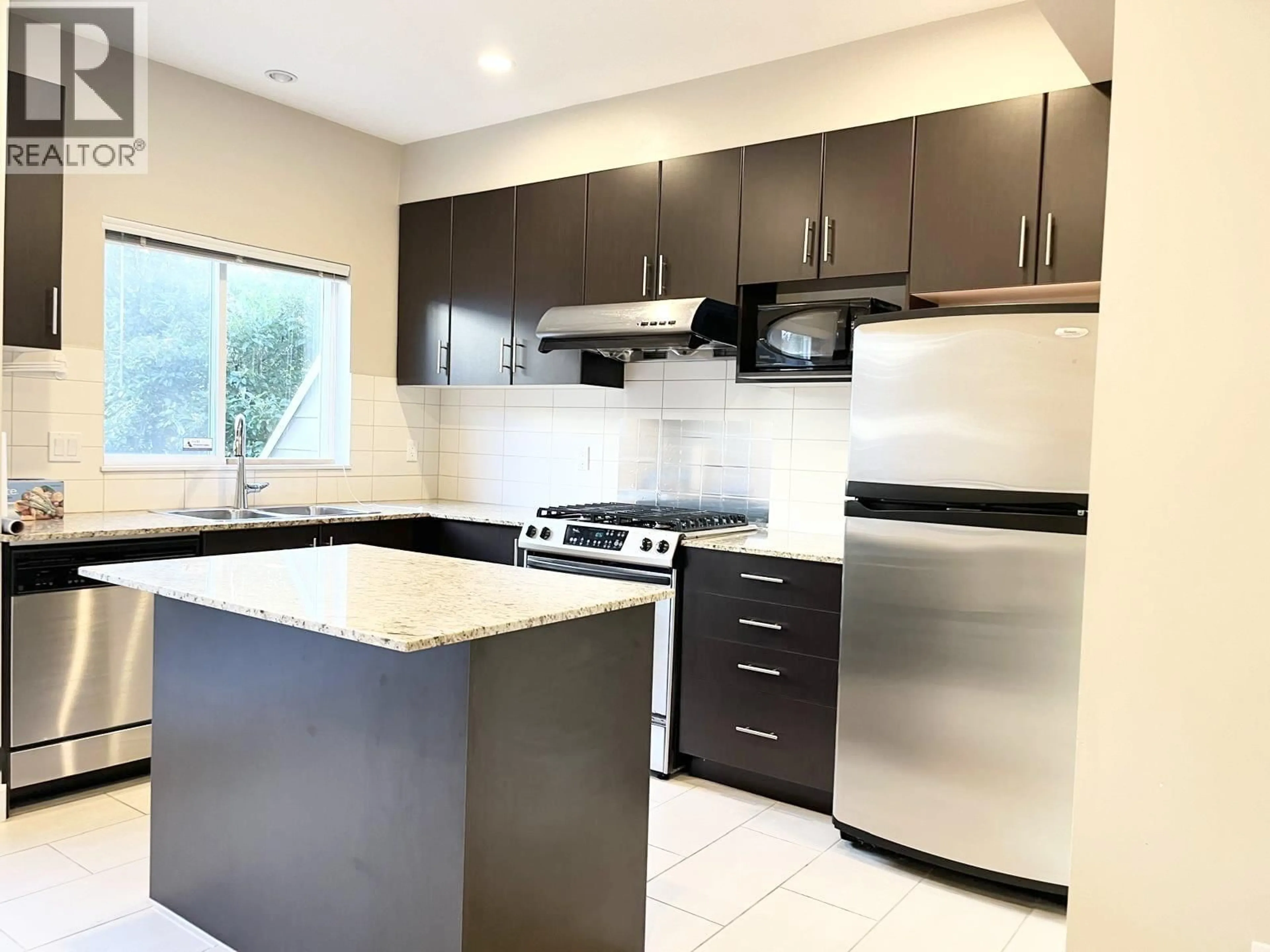 Standard kitchen, ceramic/tile floor for 25 - 9551 FERNDALE ROAD, Richmond British Columbia V6Y0A6