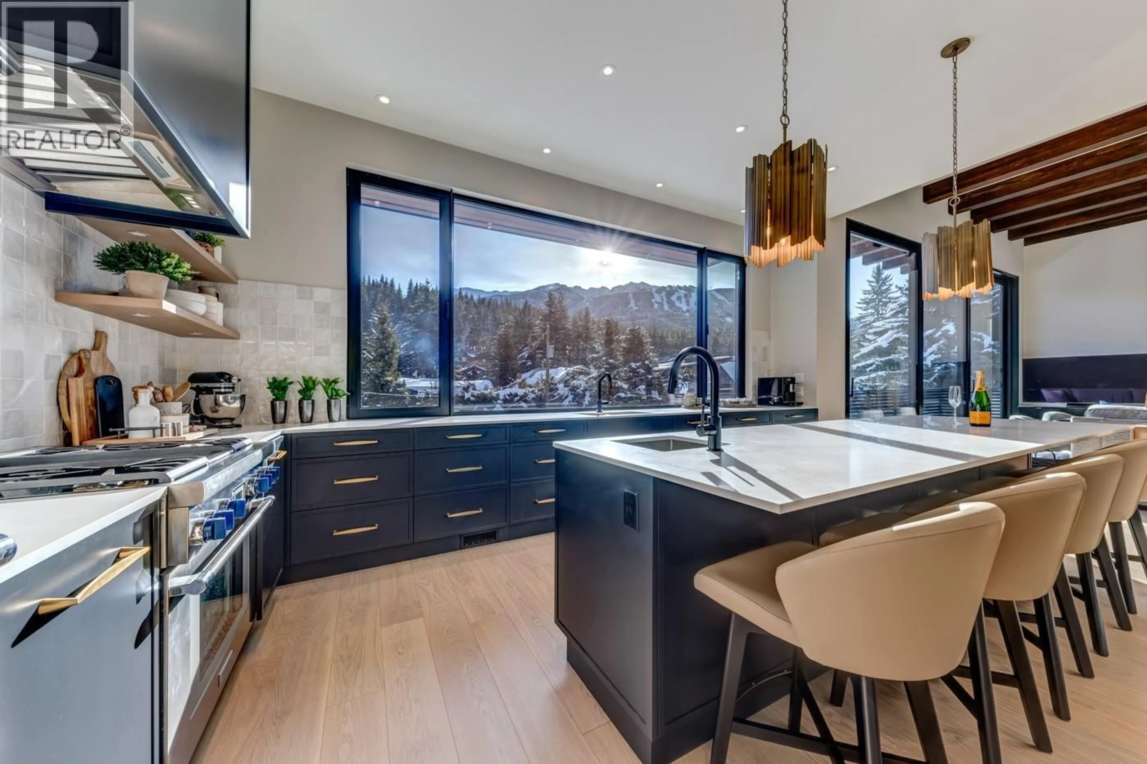 Contemporary kitchen, unknown for 7313 TONI SAILER LANE, Whistler British Columbia V8E0E3