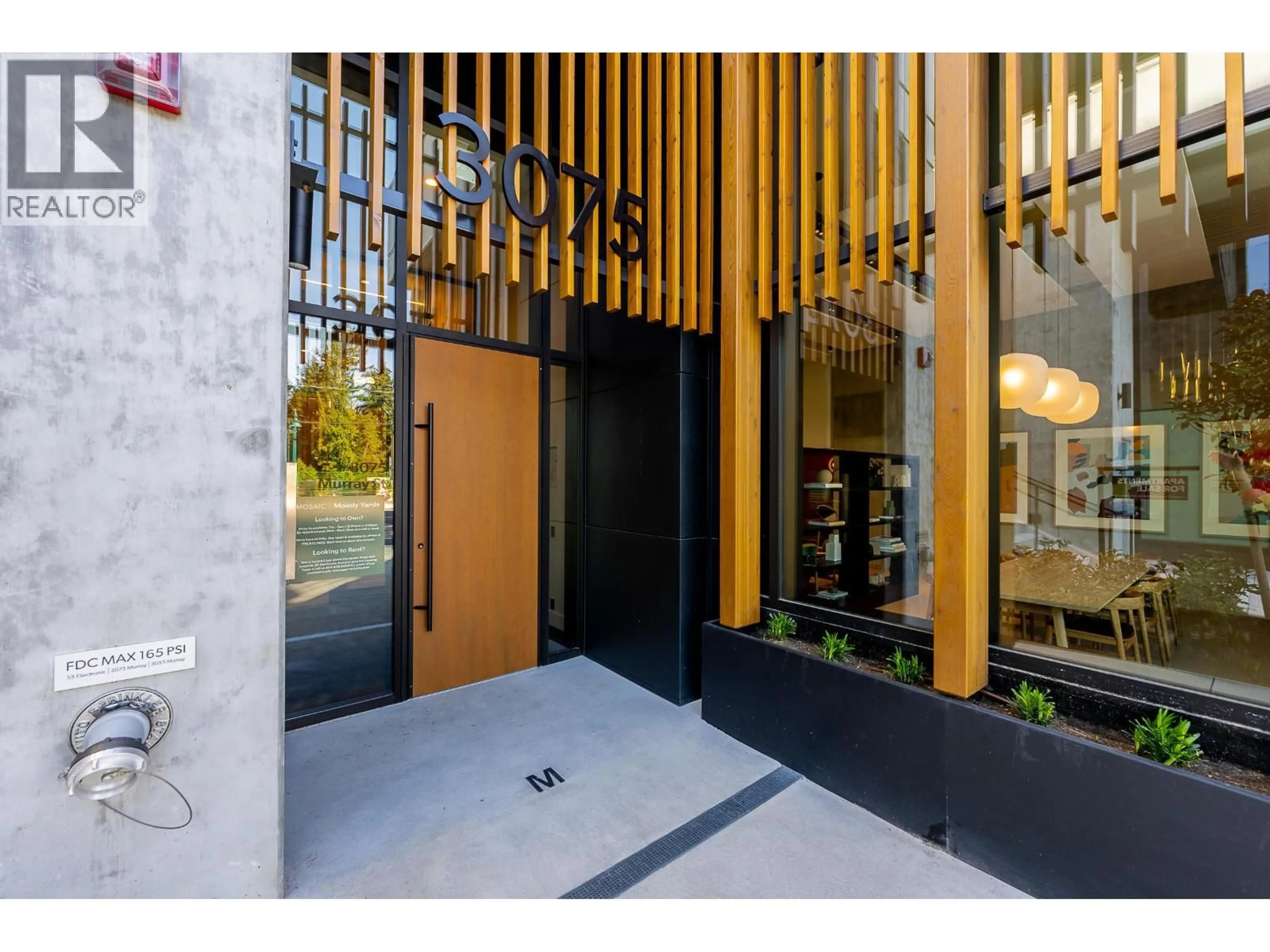 Indoor foyer for 614 - 3075 MURRAY STREET, Port Moody British Columbia V3H0N9