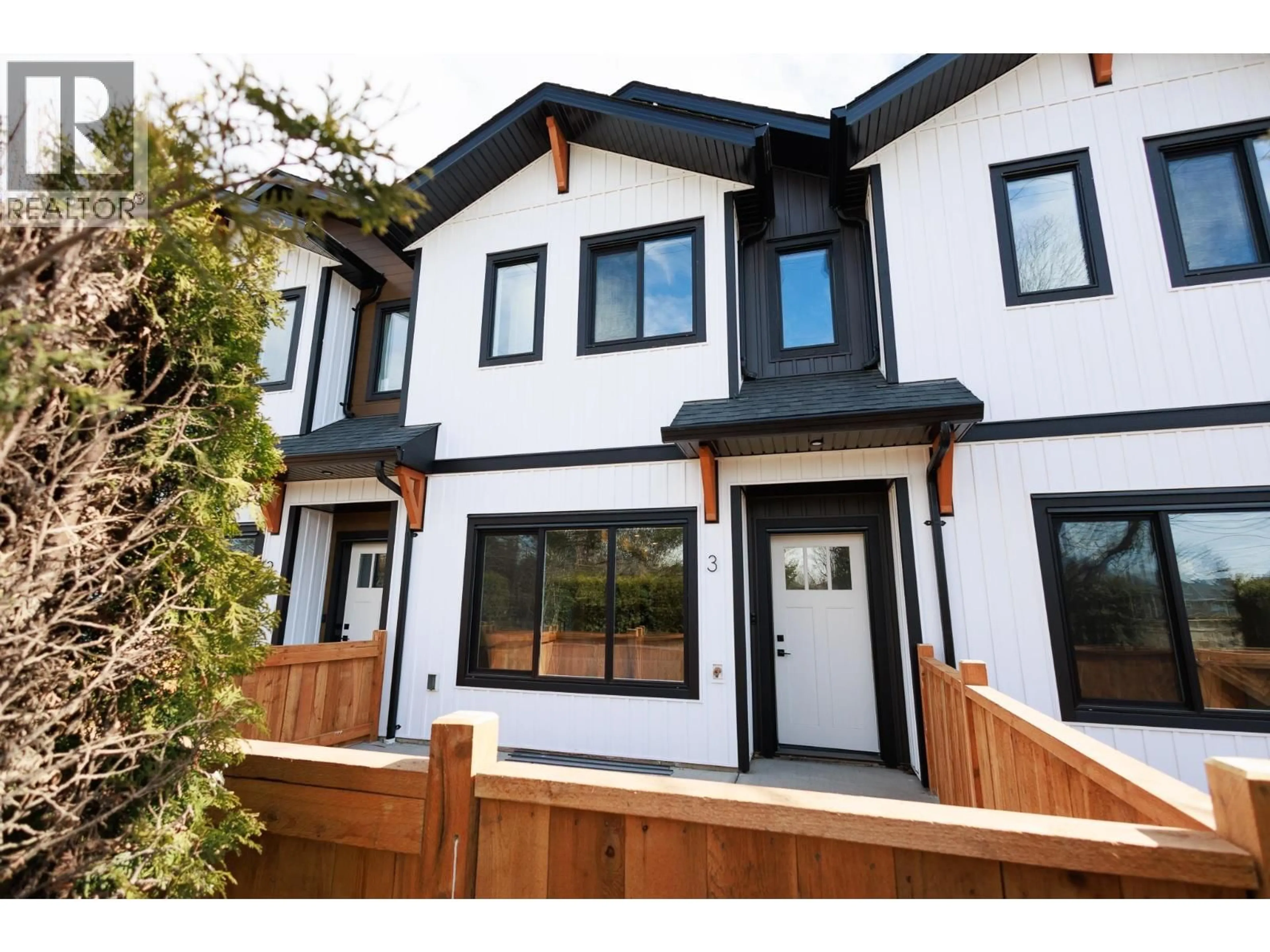 Unknown for 3 - 3302 EBY STREET, Terrace British Columbia V8G2Y2