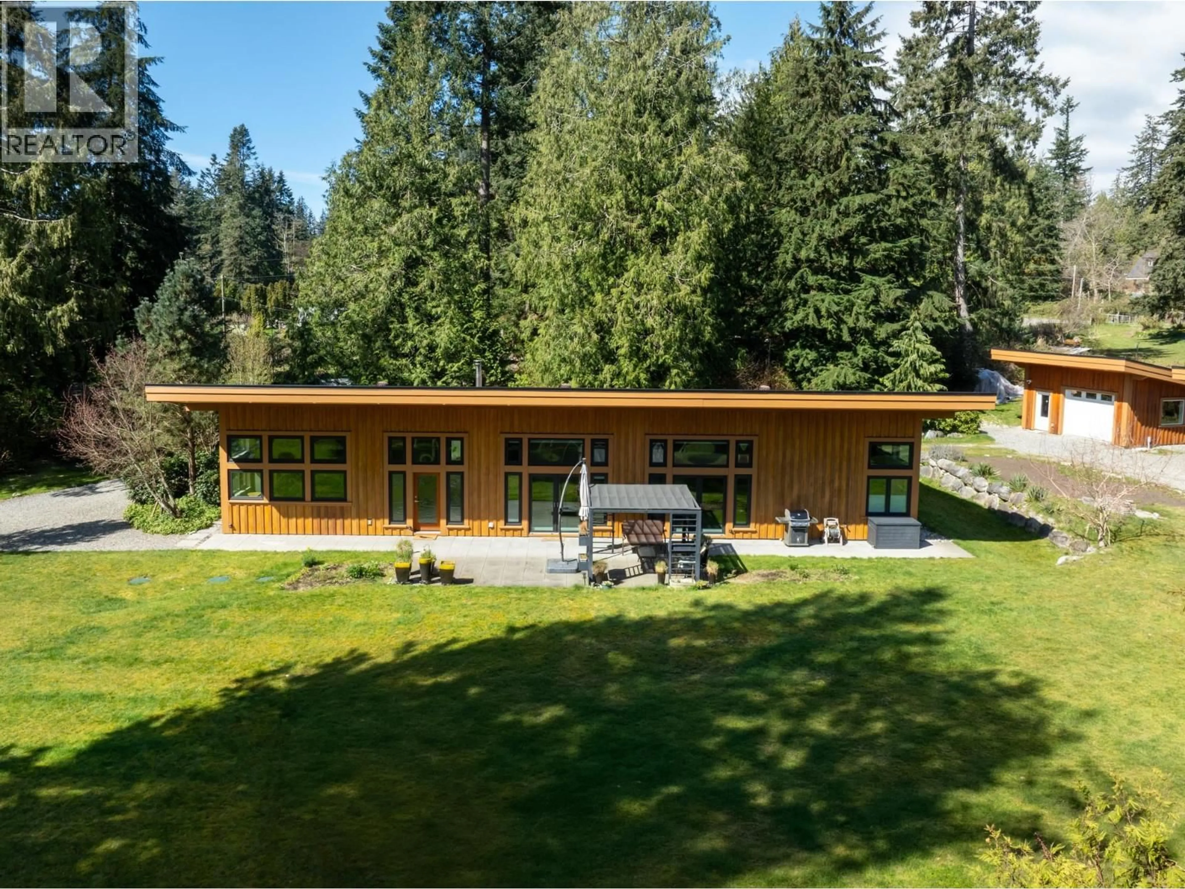 A pic from outside/outdoor area/front of a property/back of a property/a pic from drone, unknown for 990 CHASTER ROAD, Gibsons British Columbia V0N1V4