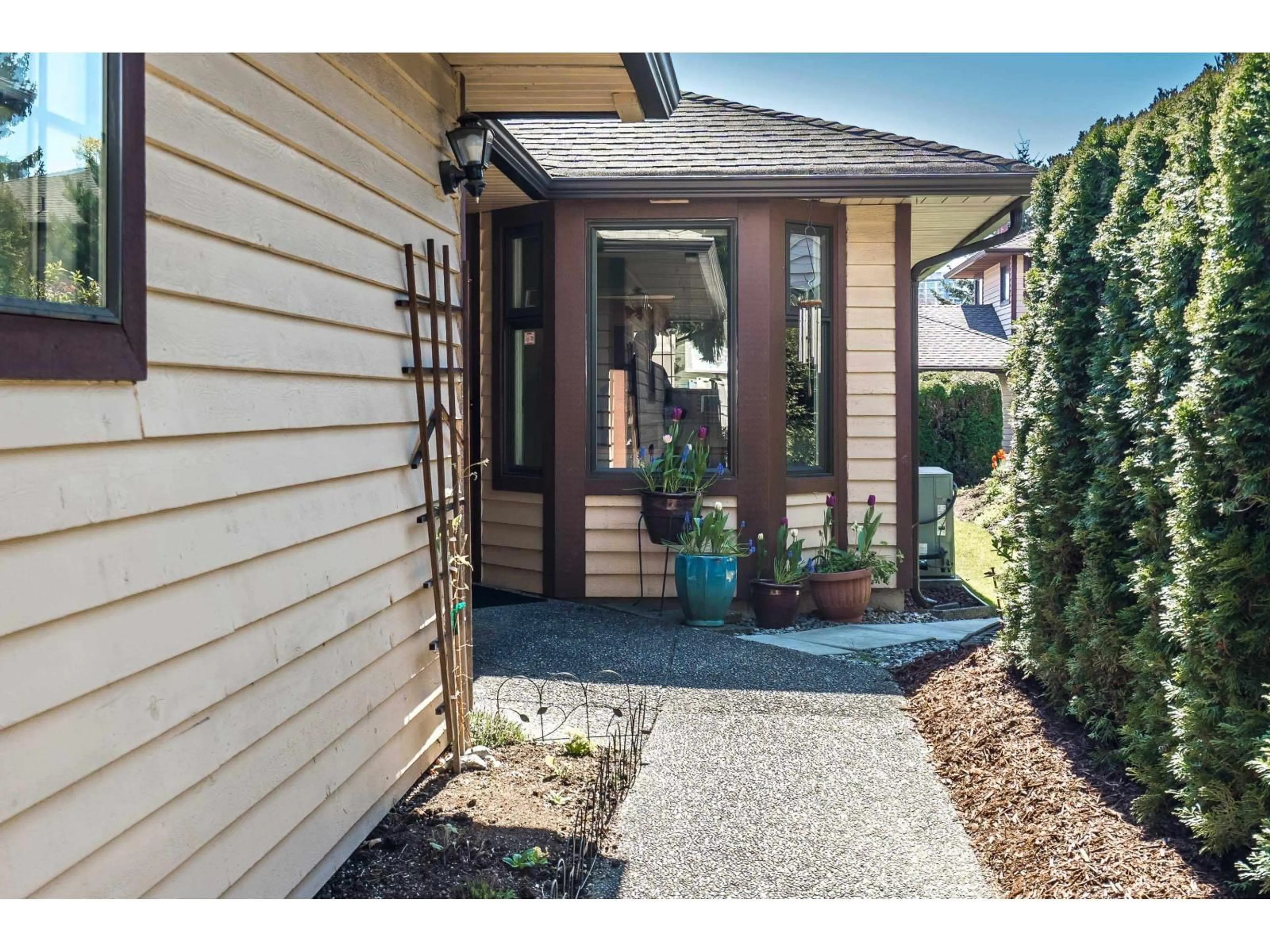 Unknown for 3 - 15148 20 AVENUE, Surrey British Columbia V4A8S1