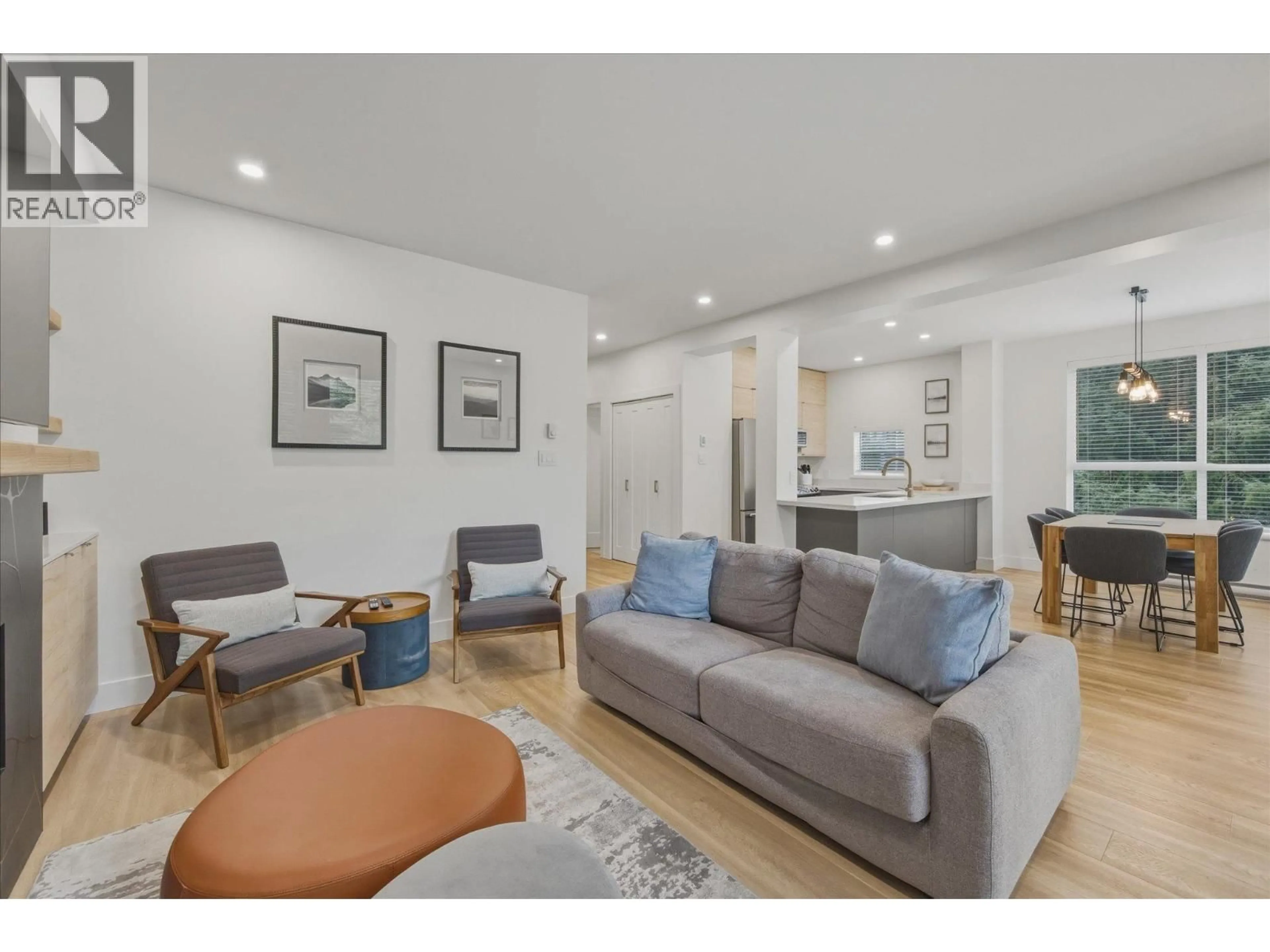 Living room with furniture, unknown for 16 - 4628 BLACKCOMB WAY, Whistler British Columbia V0N1B4