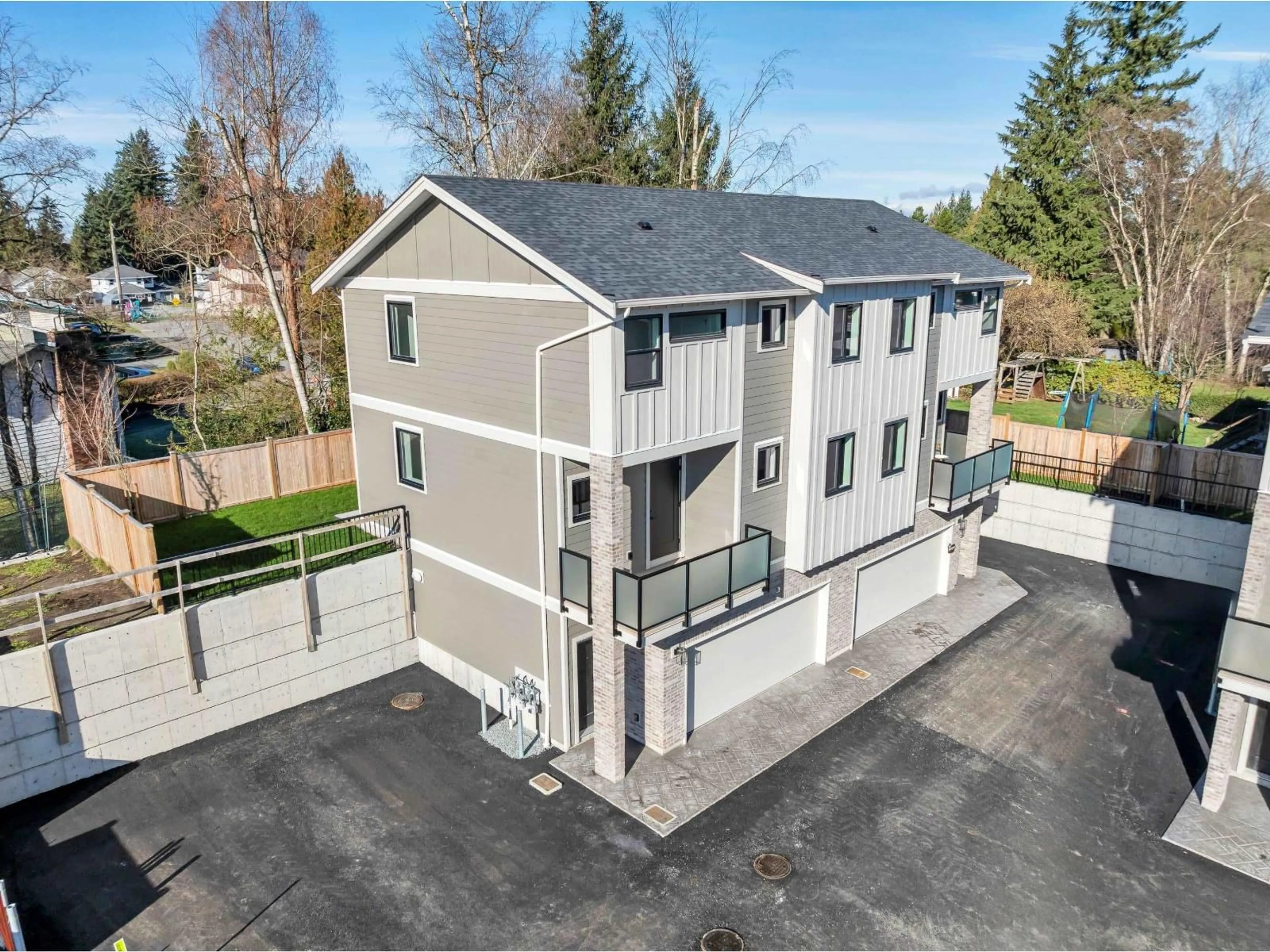 A pic from outside/outdoor area/front of a property/back of a property/a pic from drone, street for 2461 BECK ROAD, Abbotsford British Columbia V2S4S3