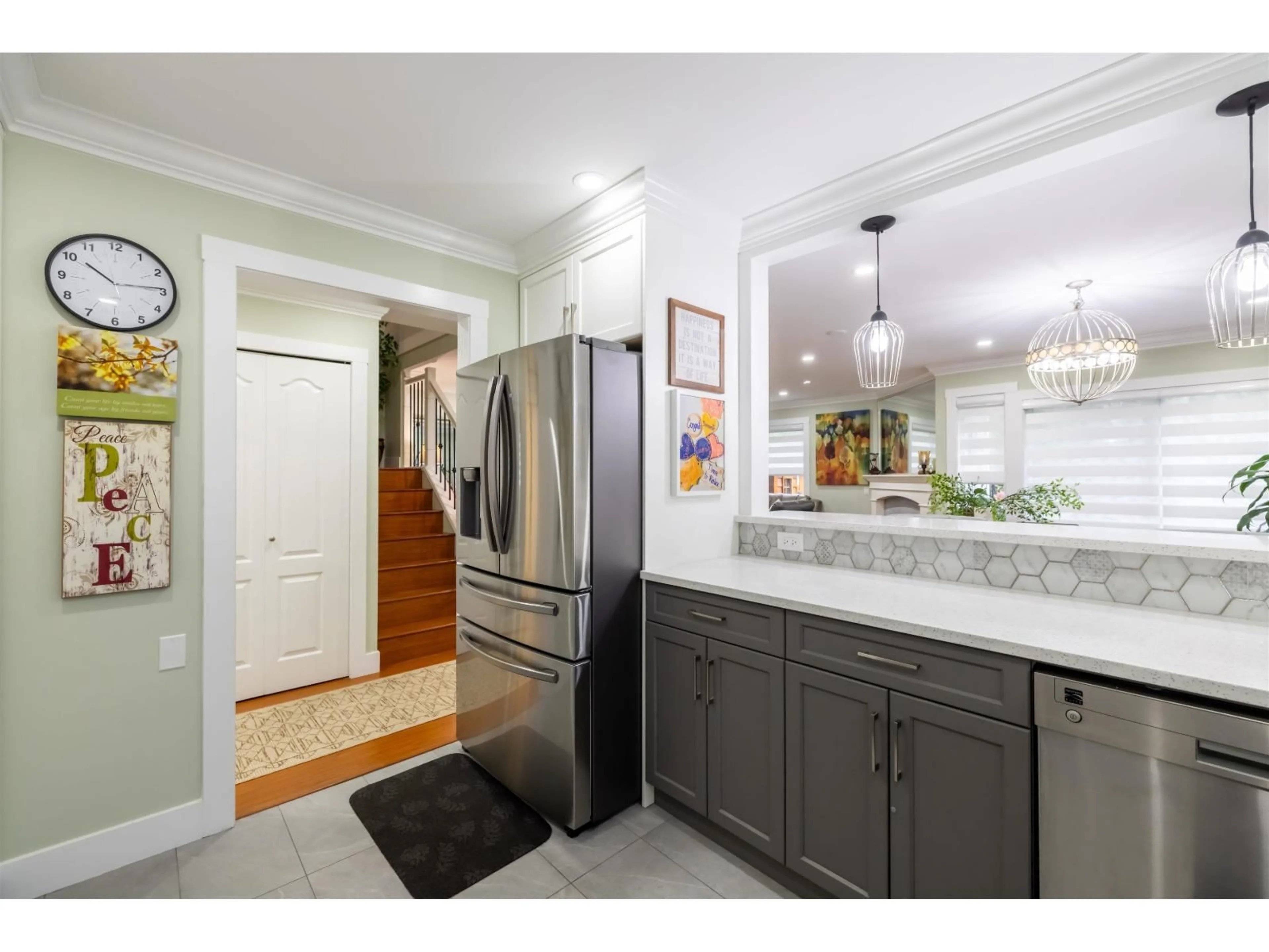 Open concept kitchen, ceramic/tile floor for 41 - 21928 48 AVENUE, Langley British Columbia V3A8H1