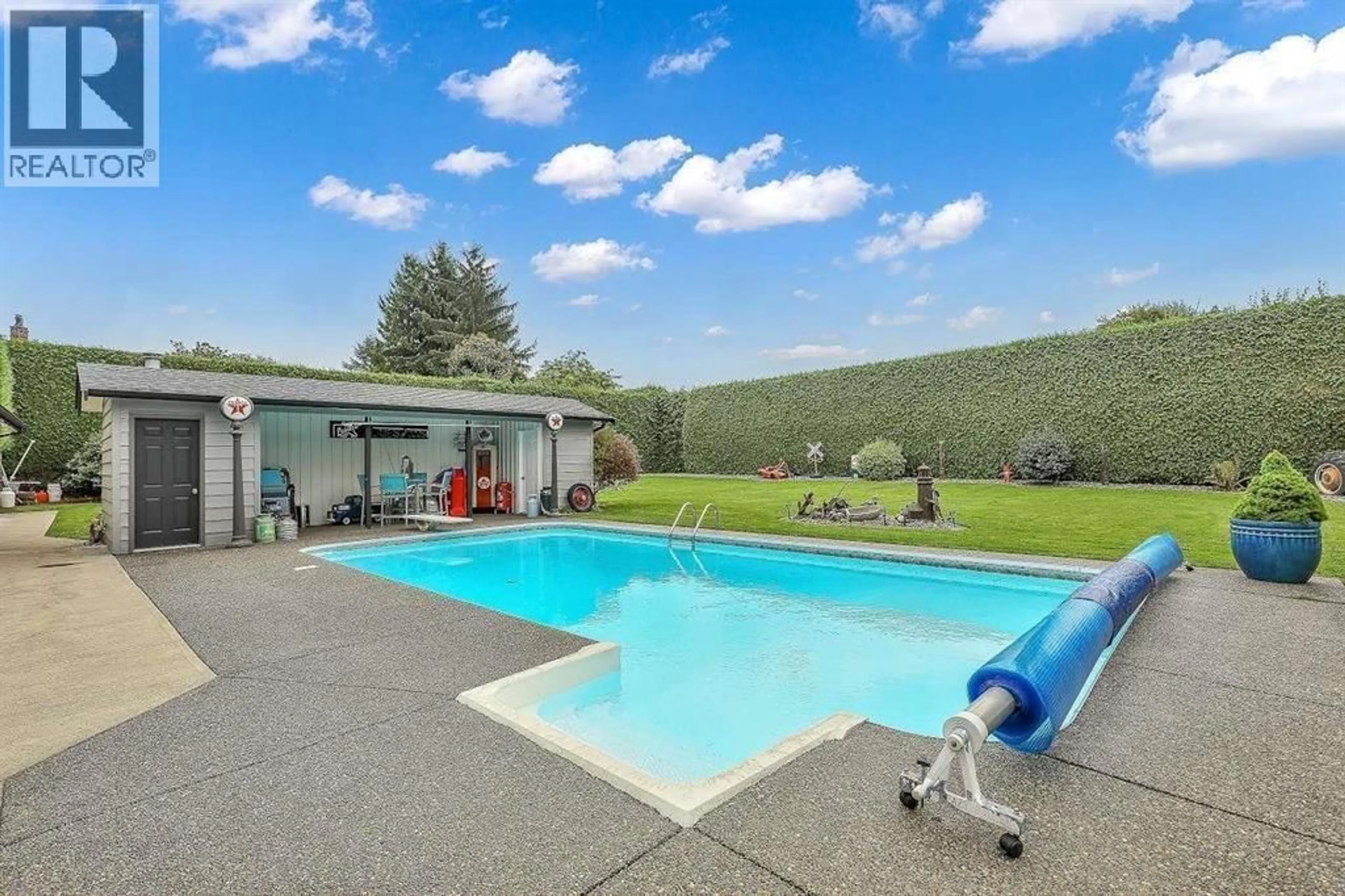 Pool for 20214 PATTERSON AVENUE, Maple Ridge British Columbia V2X2P4