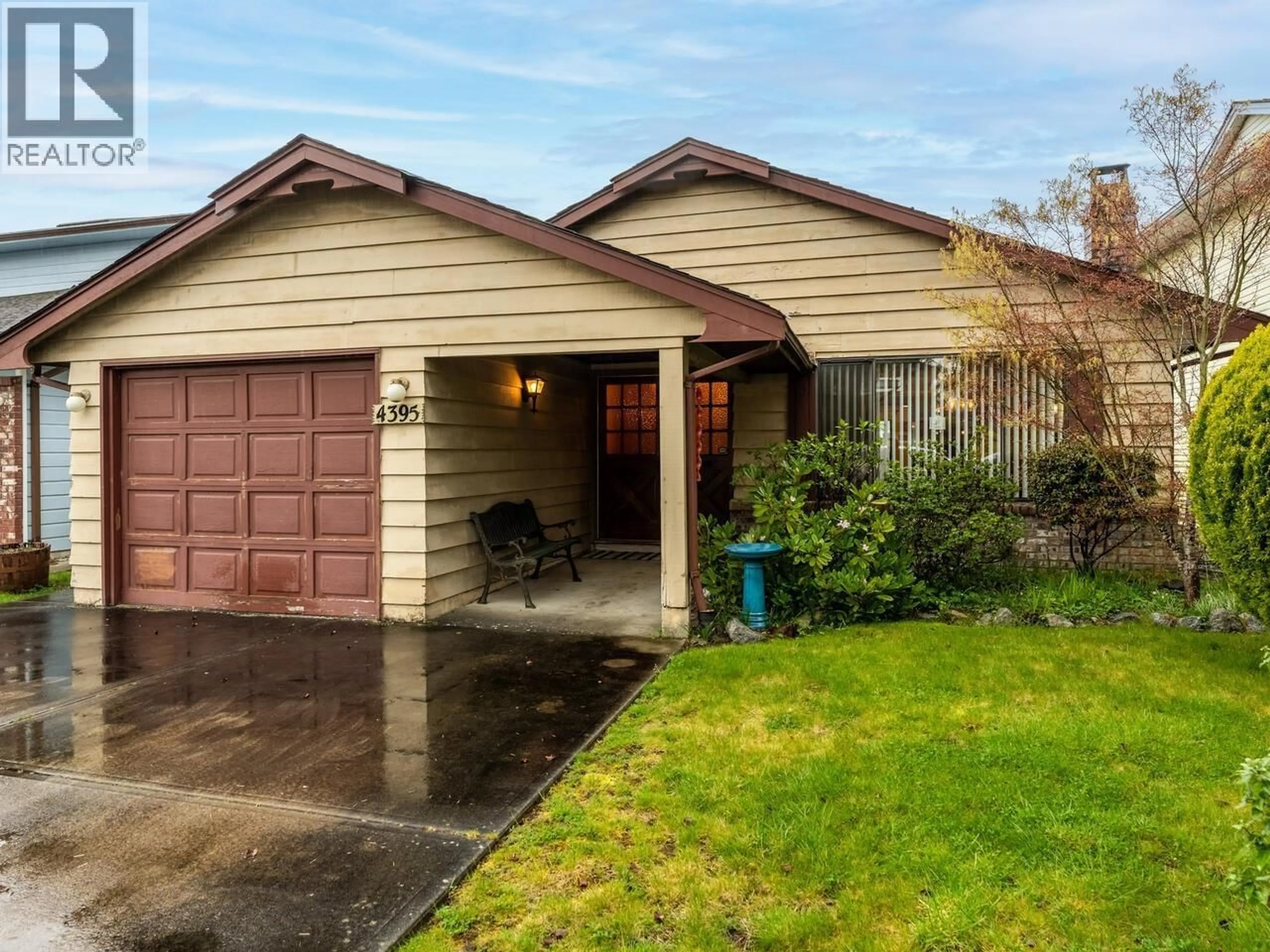 Home with vinyl exterior material, street for 4395 HERMITAGE DRIVE, Richmond British Columbia V7E5B5