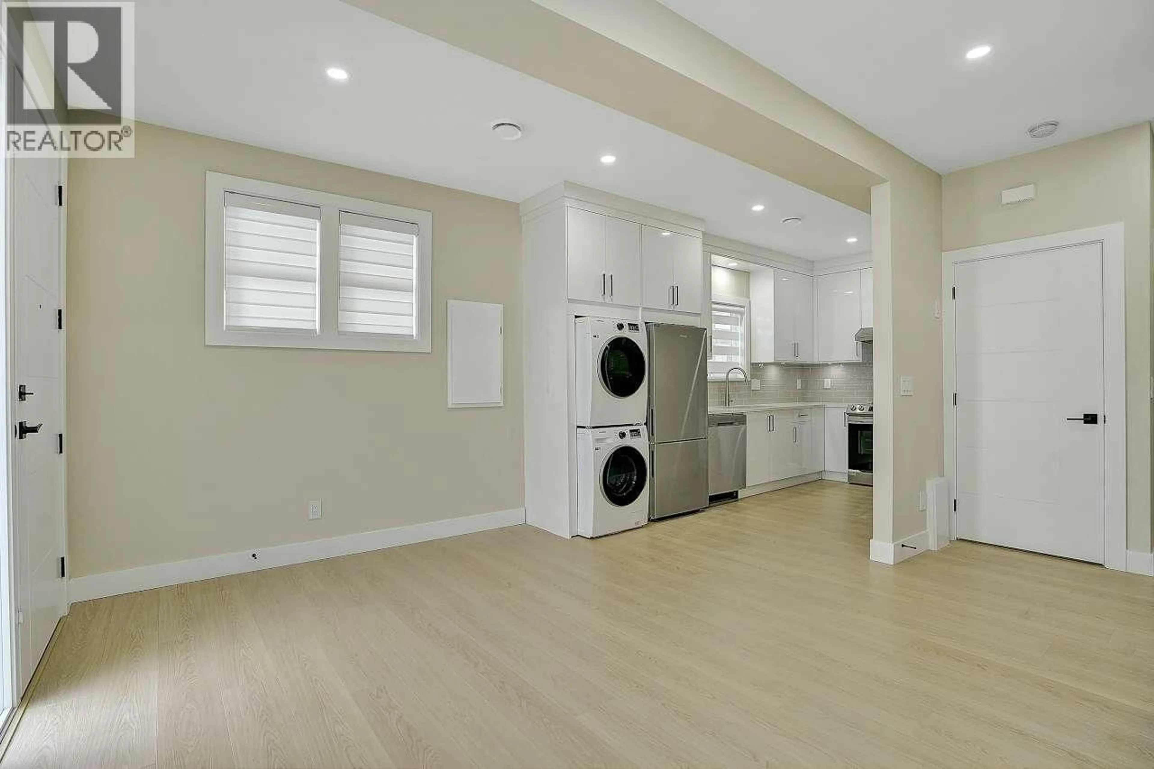 Unknown for 6009 SPROTT STREET, Burnaby British Columbia V5G1T9