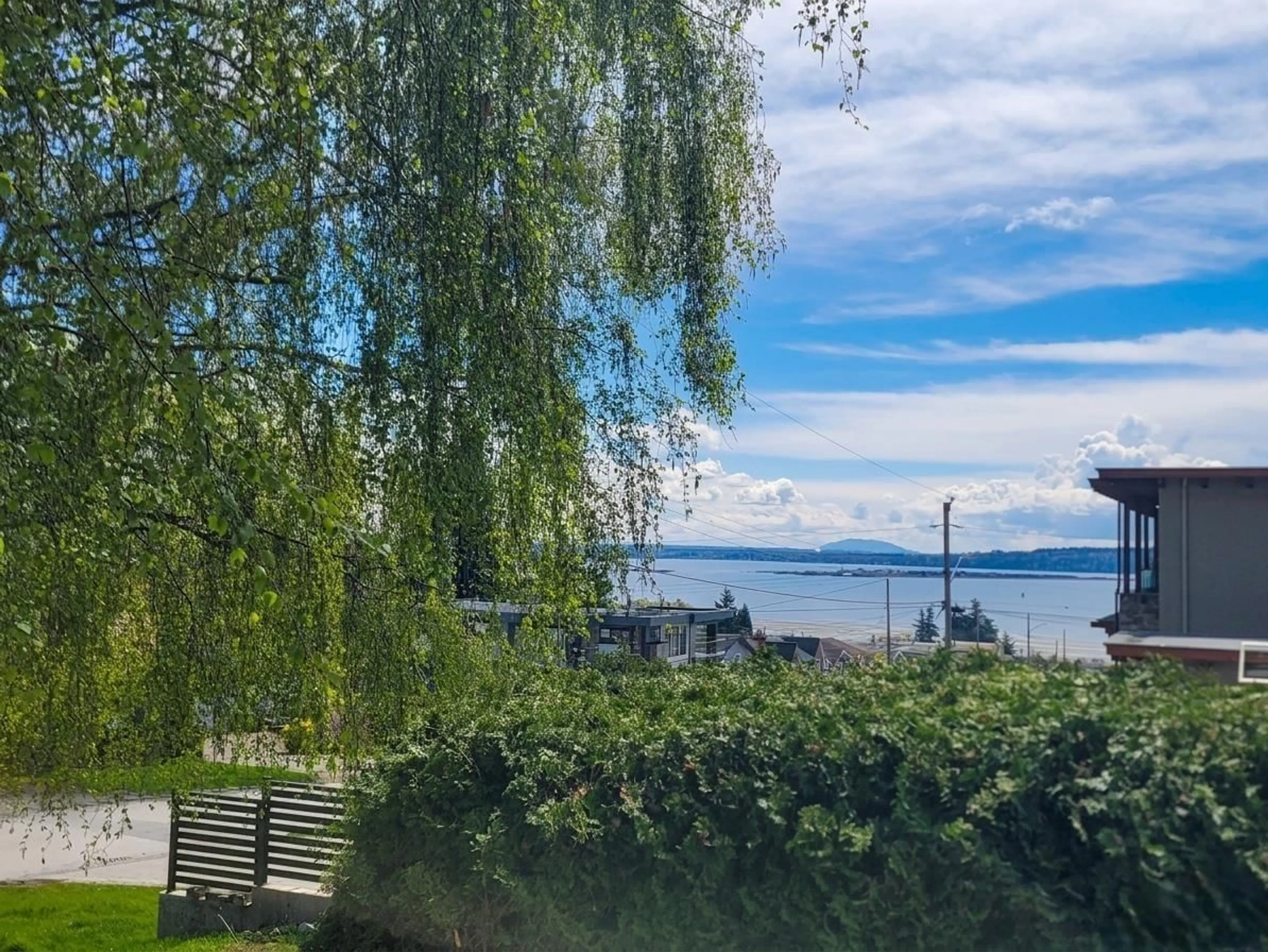 A pic from outside/outdoor area/front of a property/back of a property/a pic from drone, water/lake/river/ocean view for 1137 PARKER STREET, White Rock British Columbia V4B4R8