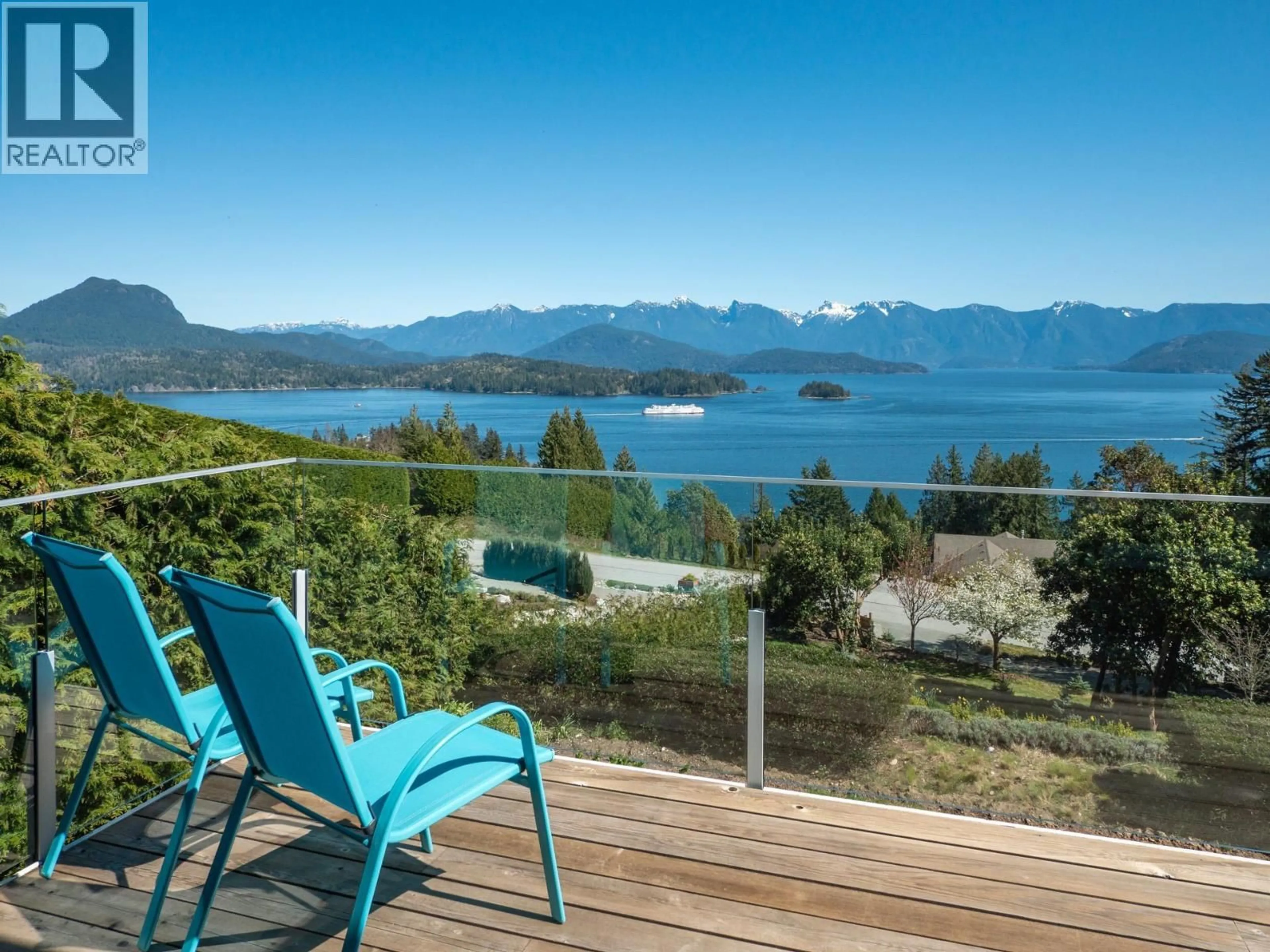 A pic from outside/outdoor area/front of a property/back of a property/a pic from drone, water/lake/river/ocean view for 1213 ST. ANDREWS ROAD, Gibsons British Columbia V0N1V1