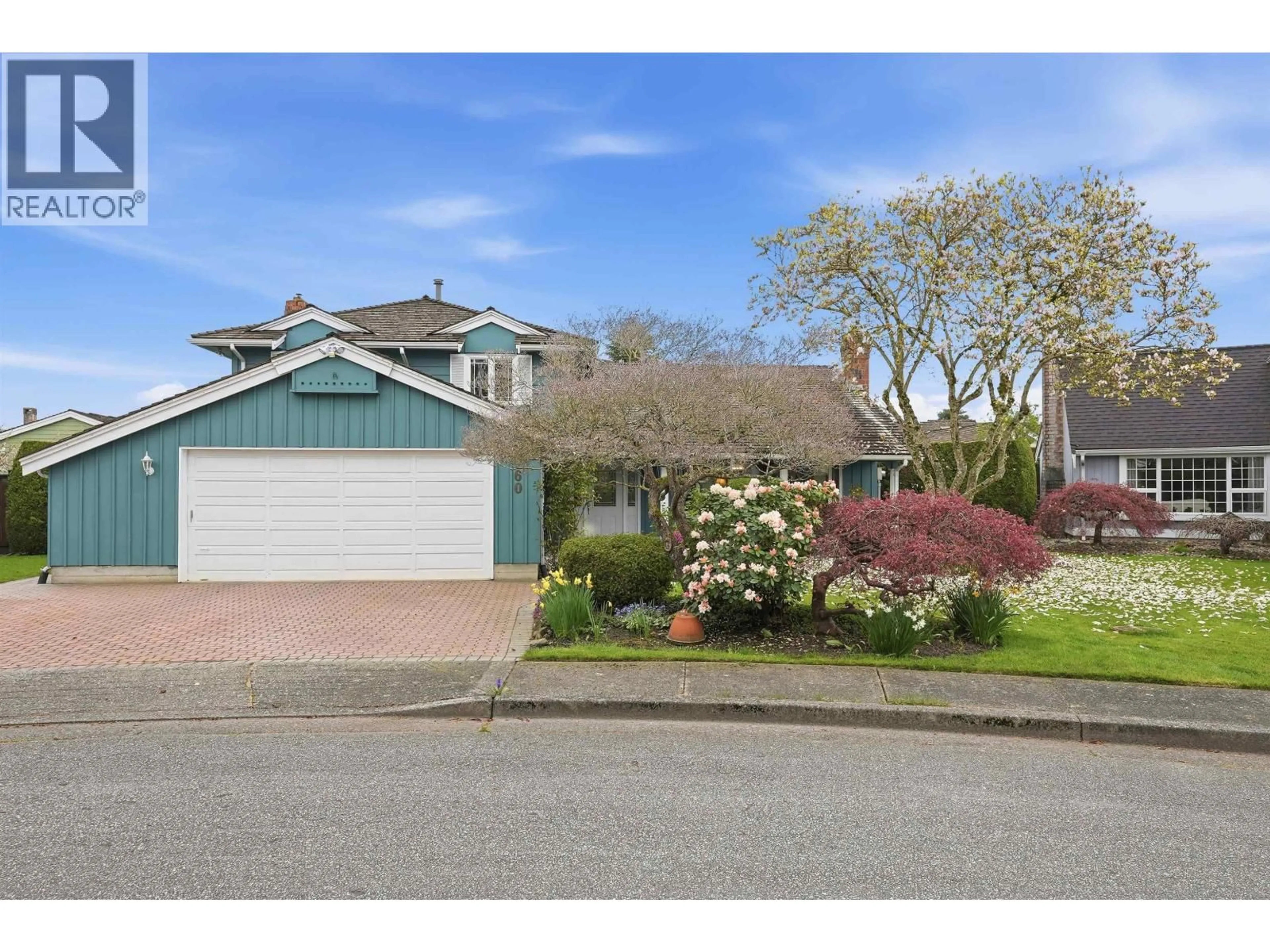 Home with vinyl exterior material, street for 5760 WAGTAIL AVENUE, Richmond British Columbia V7E4V9