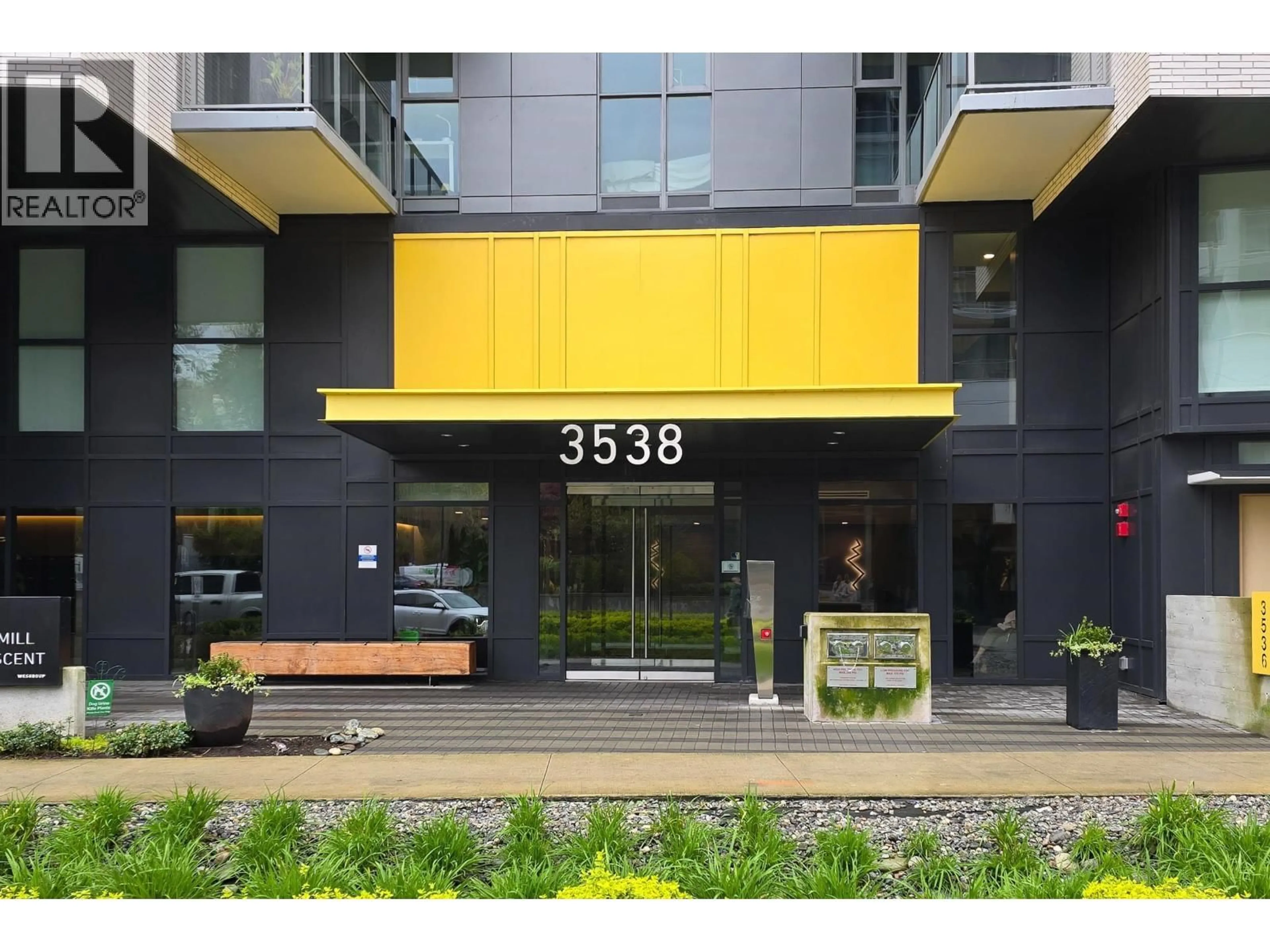 Indoor foyer for 2003 - 3538 SAWMILL CRESCENT, Vancouver British Columbia V5S0J8