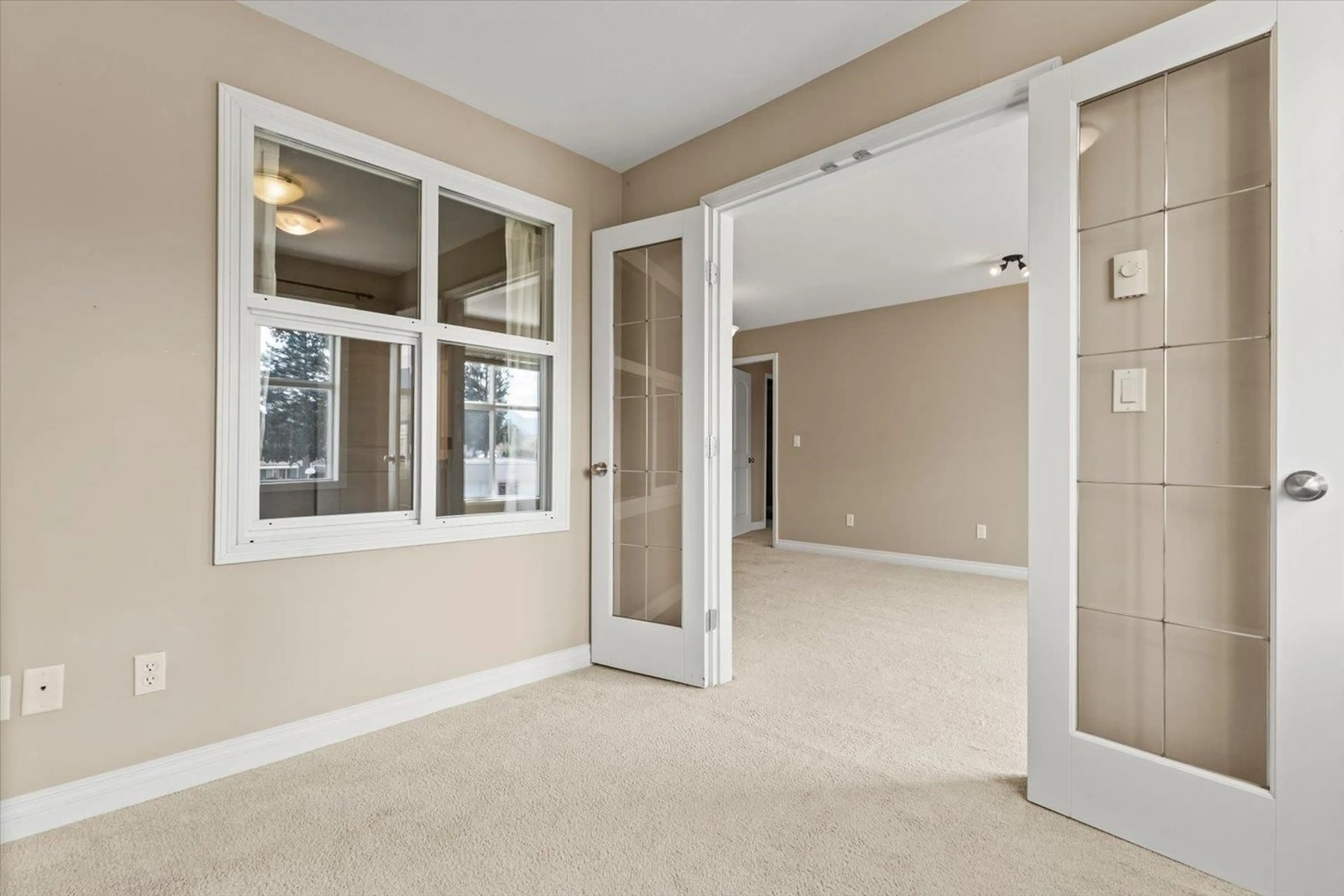 Indoor entryway for 207 - 8955 EDWARD STREET, Chilliwack British Columbia V2P4E2