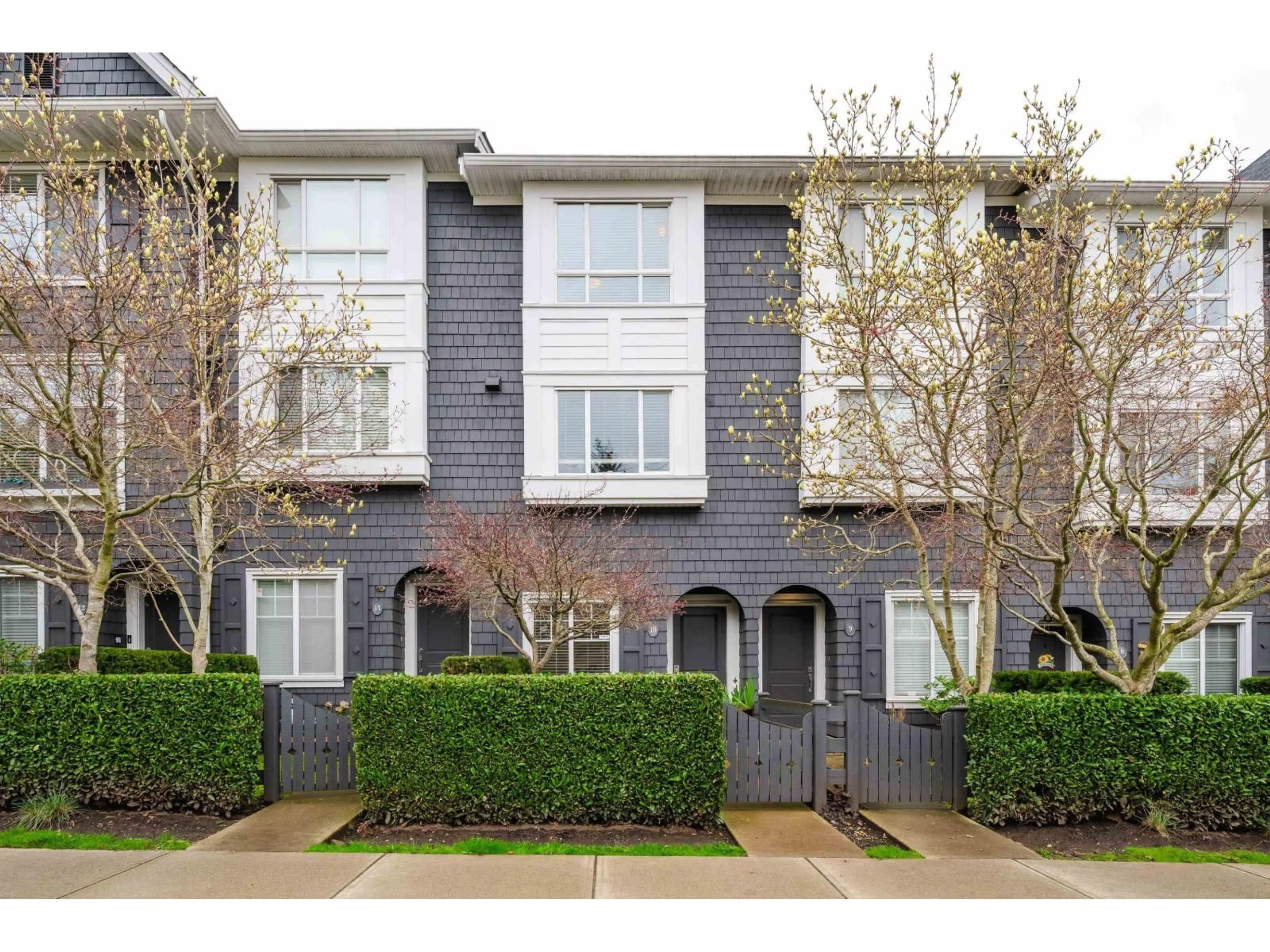 Unknown for 10 - 14955 60 AVENUE, Surrey British Columbia V3S1R4