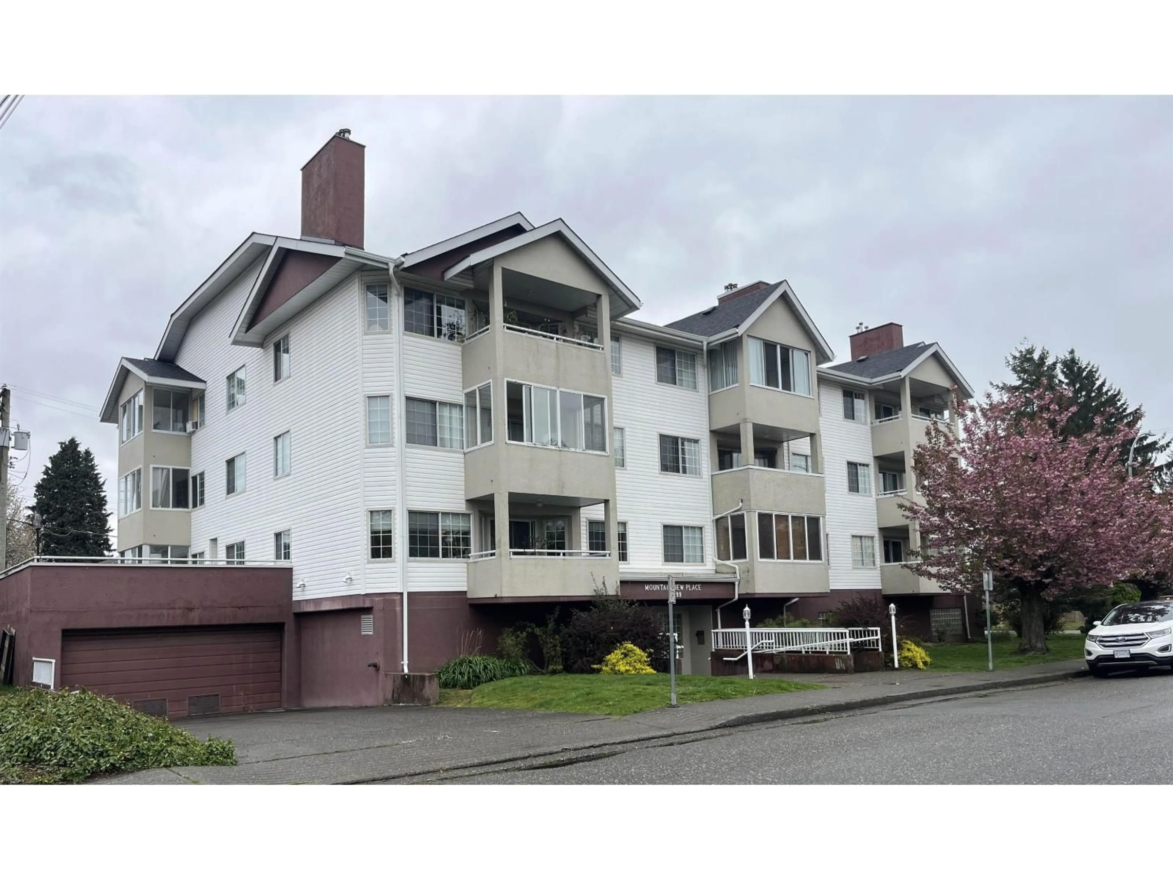 Blurry image for 305 - 46199 MARGARET AVENUE, Chilliwack British Columbia V2P2G6
