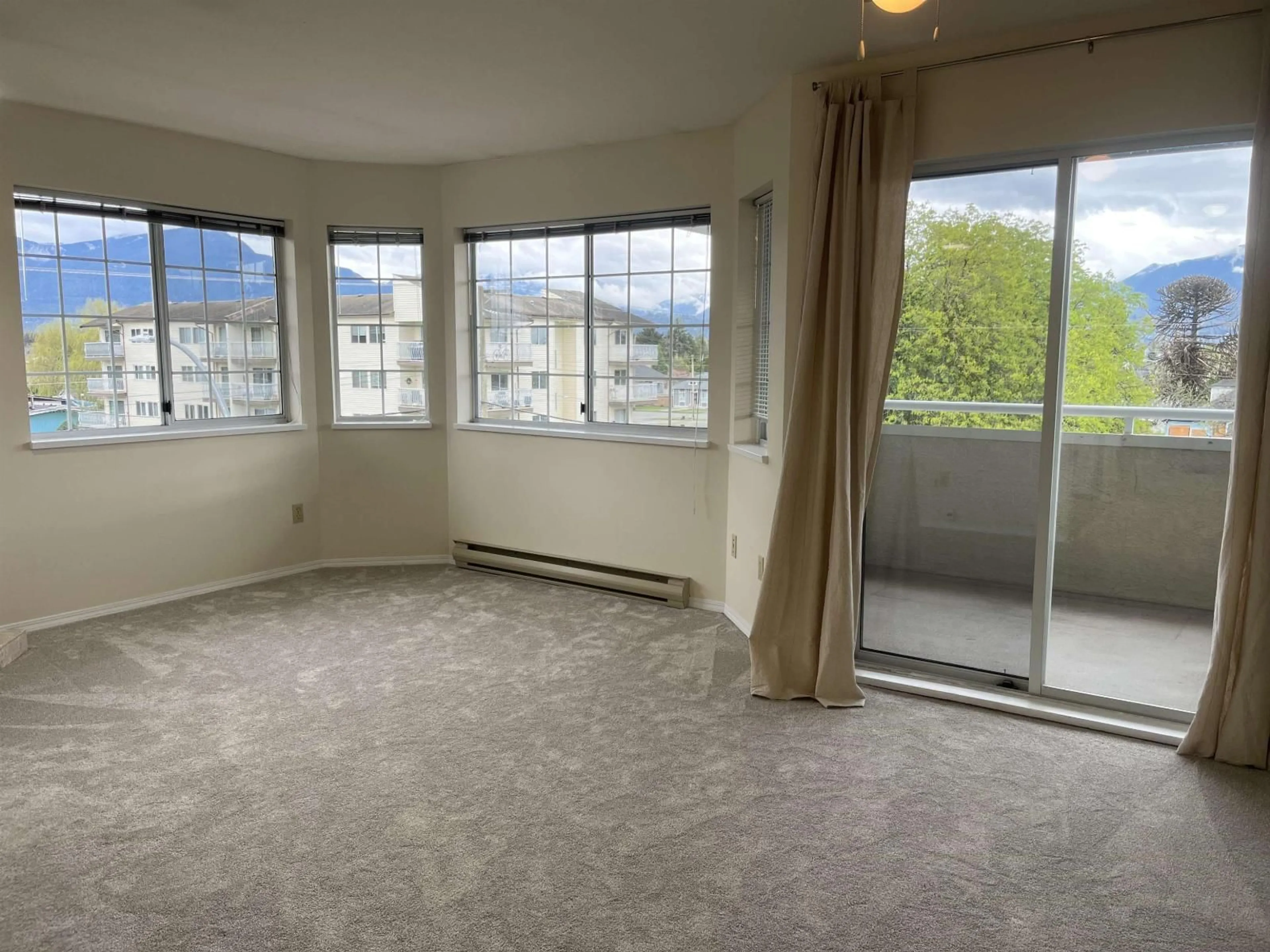A pic of a room for 305 - 46199 MARGARET AVENUE, Chilliwack British Columbia V2P2G6